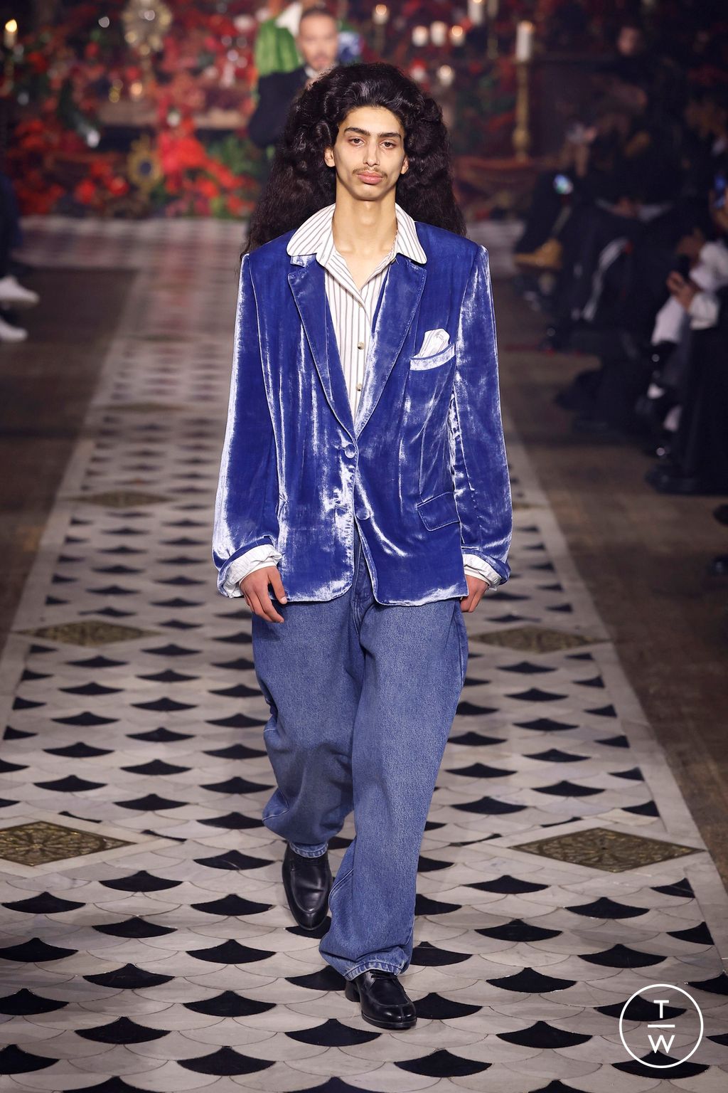 Fashion Week Paris Fall/Winter 2025 look 40 from the Willy Chavarria collection 男装