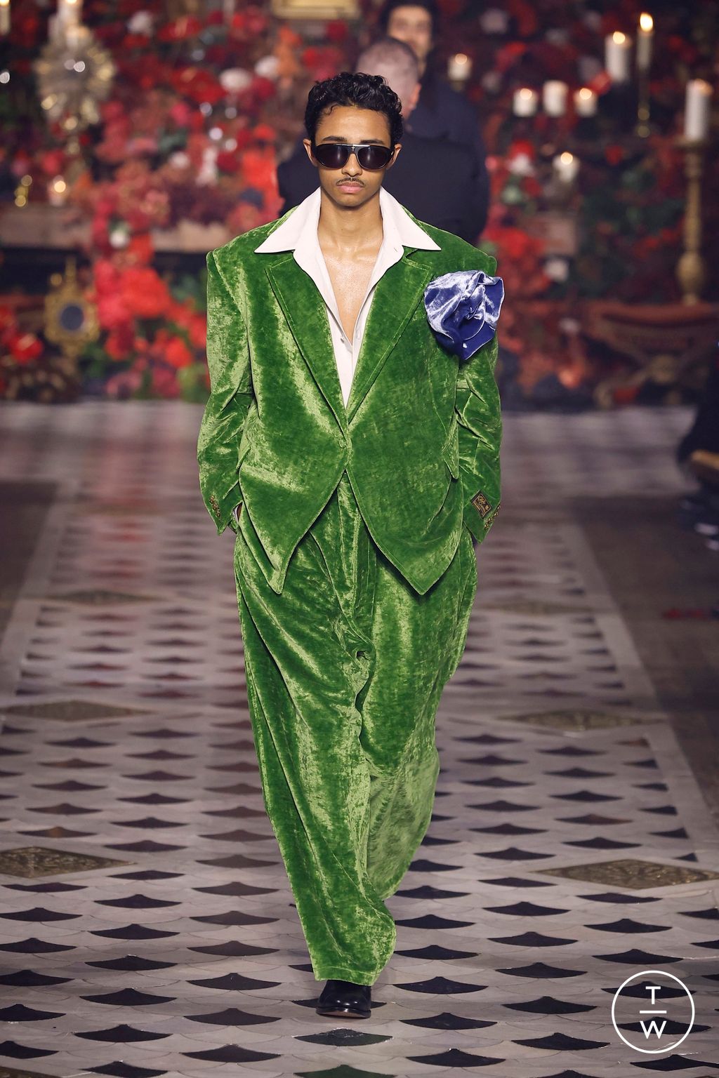 Fashion Week Paris Fall/Winter 2025 look 41 from the Willy Chavarria collection menswear