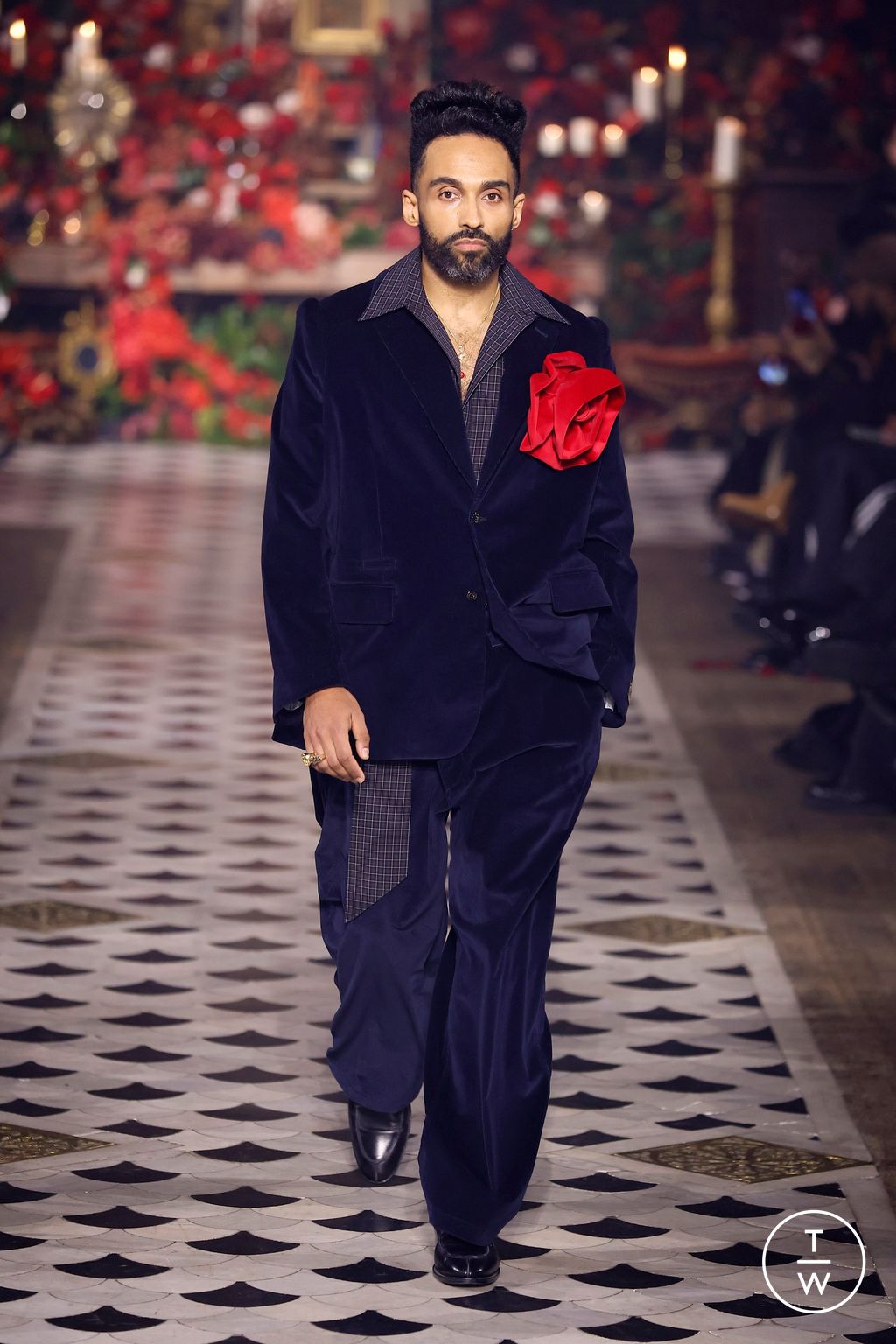 Fashion Week Paris Fall/Winter 2025 look 48 from the Willy Chavarria collection 男装