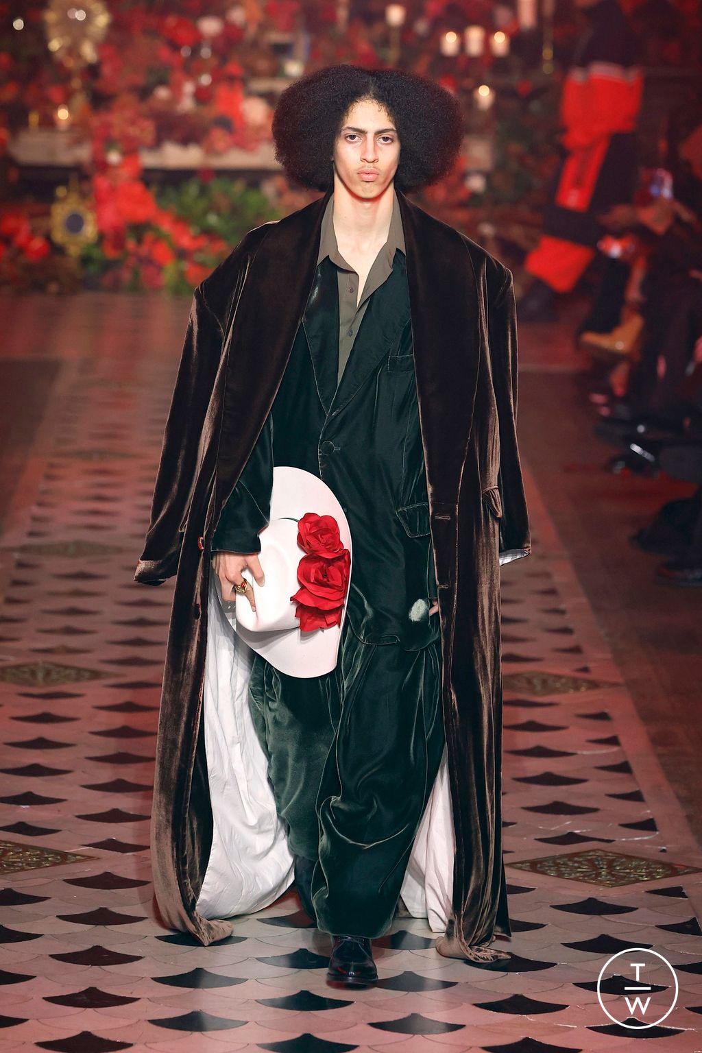 Fashion Week Paris Fall/Winter 2025 look 50 from the Willy Chavarria collection 男装