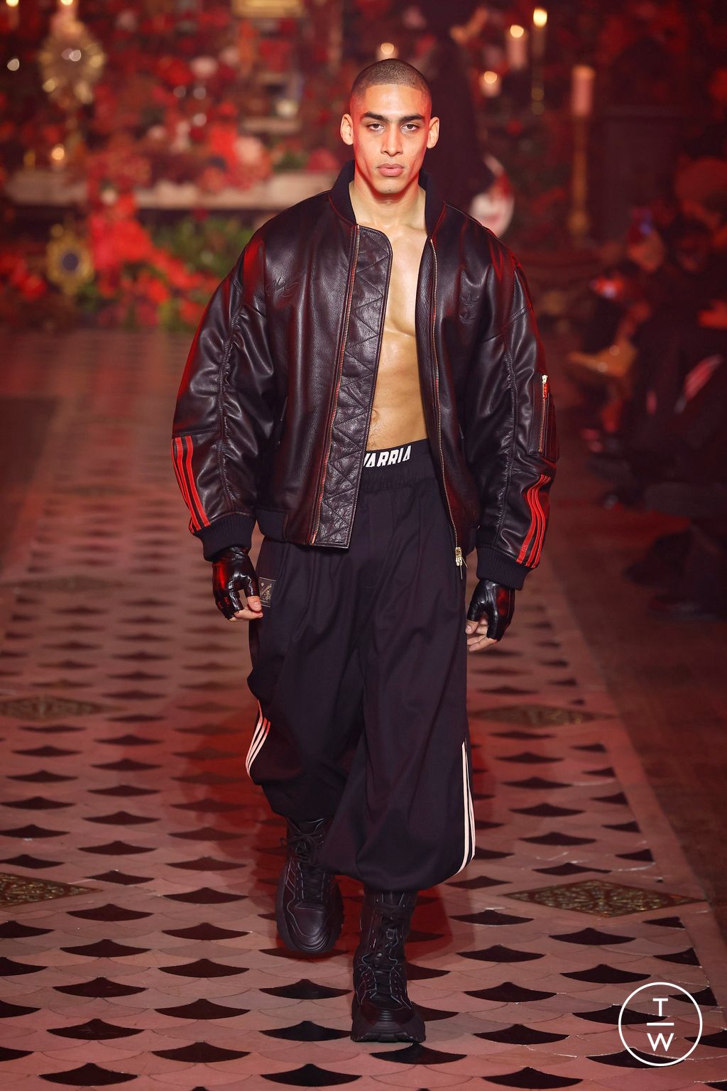 Fashion Week Paris Fall/Winter 2025 look 53 from the Willy Chavarria collection 男装