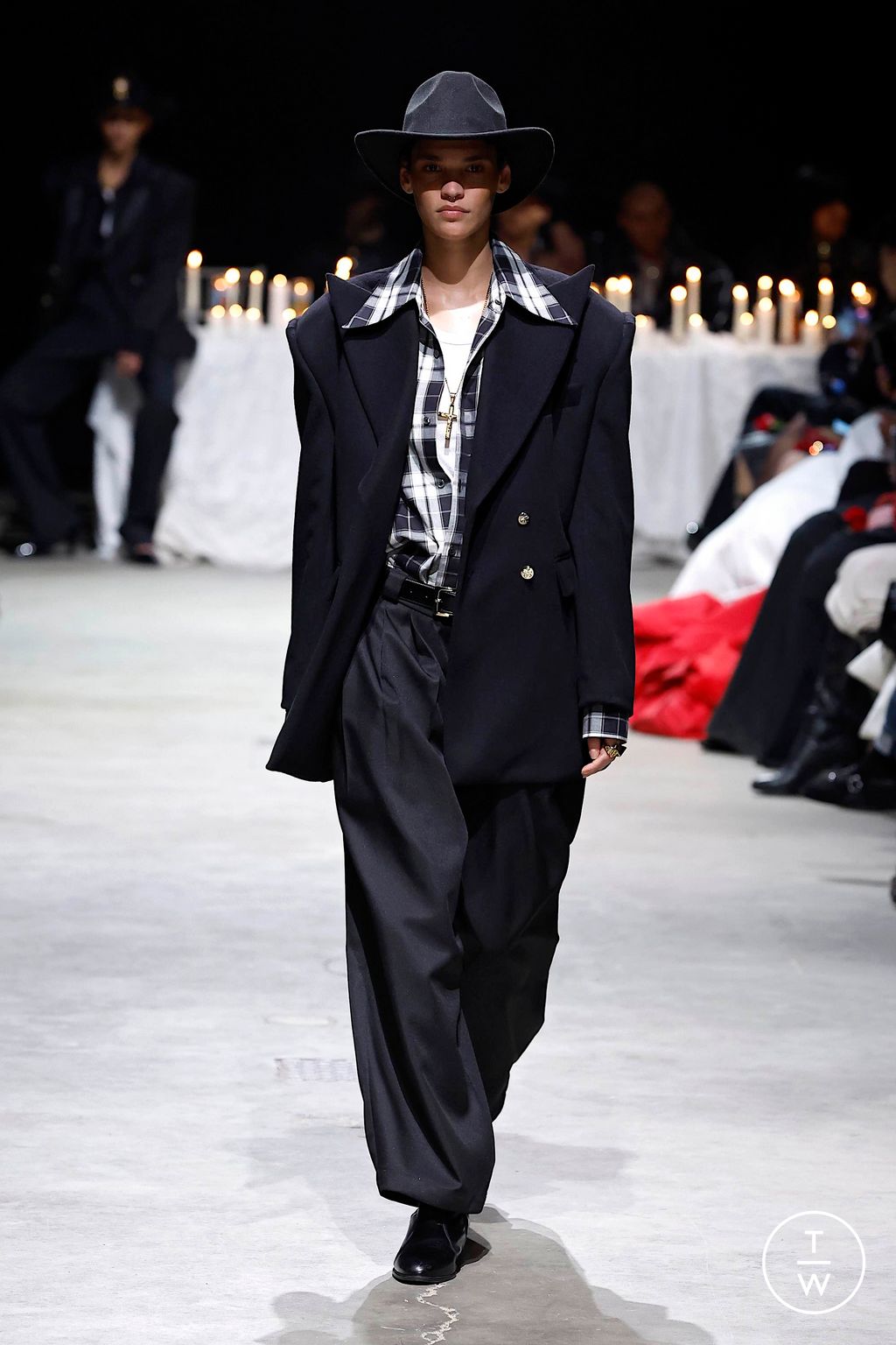 Fashion Week New York Fall/Winter 2024 look 11 de la collection Willy Chavarria womenswear