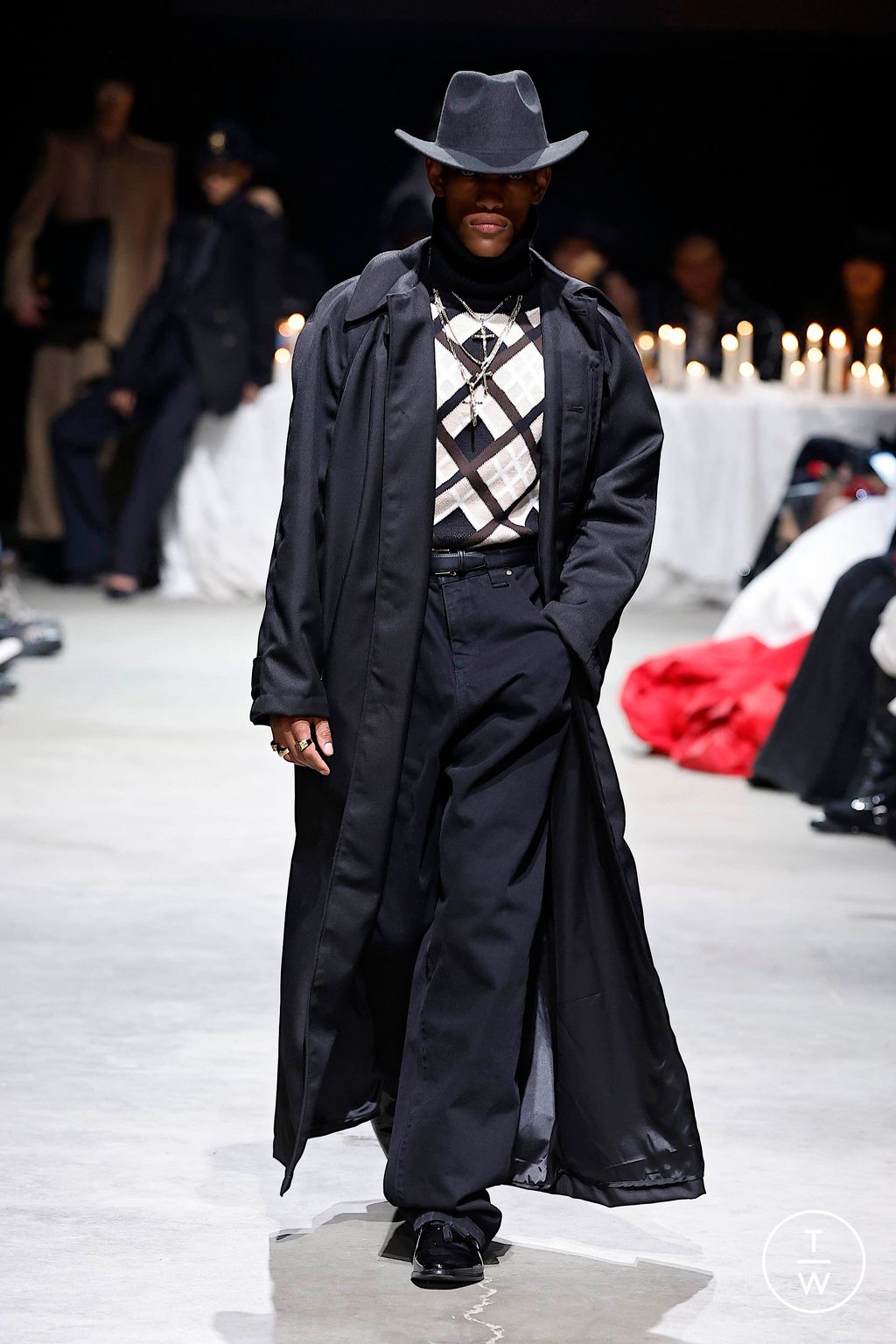 Fashion Week New York Fall/Winter 2024 look 20 de la collection Willy Chavarria womenswear
