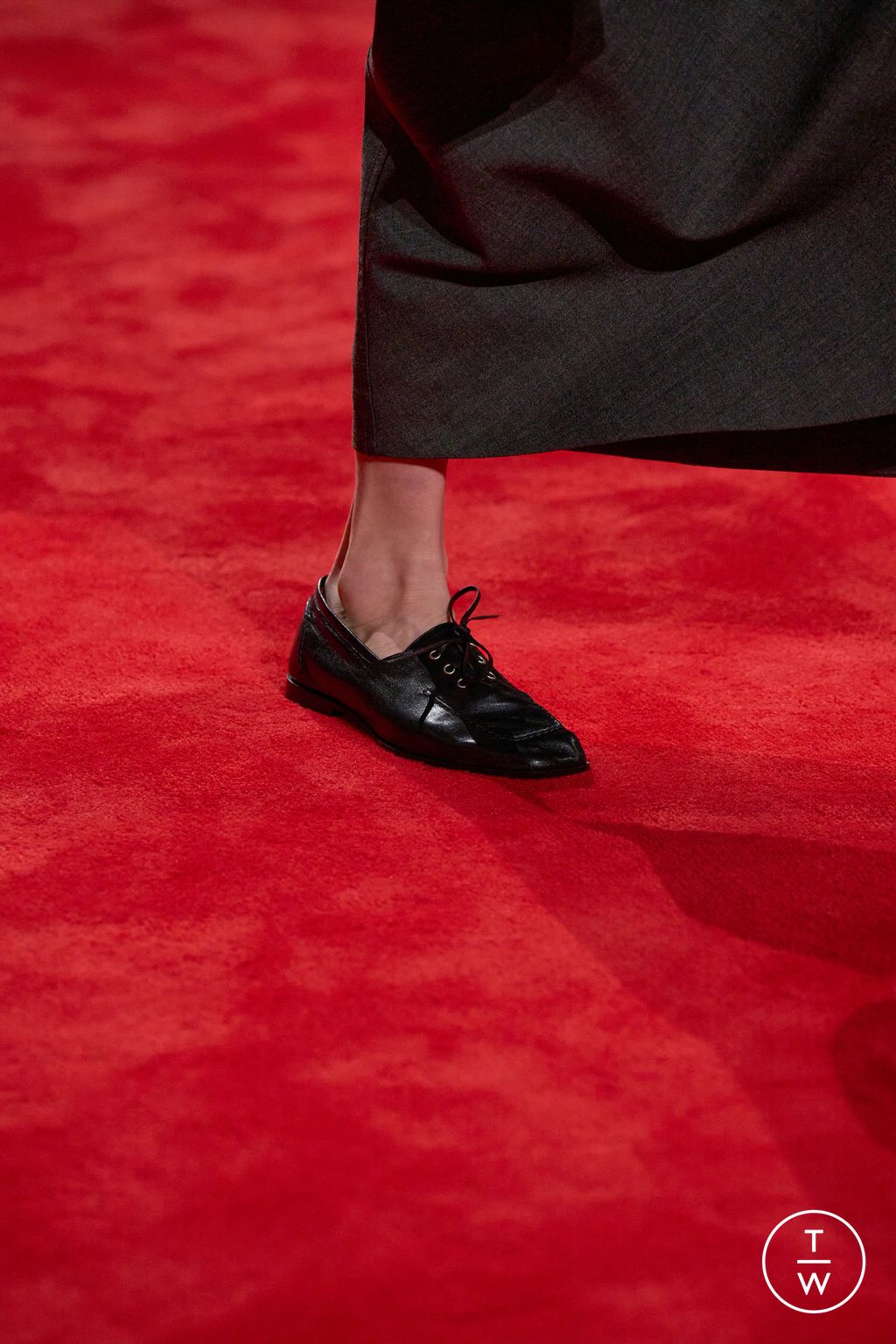 Fashion Week Milan Fall/Winter 2026 look 10 from the Bottega Veneta collection womenswear accessories