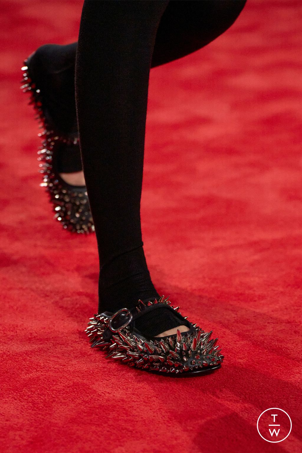 Fashion Week Milan Fall/Winter 2026 look 15 de la collection Bottega Veneta womenswear accessories