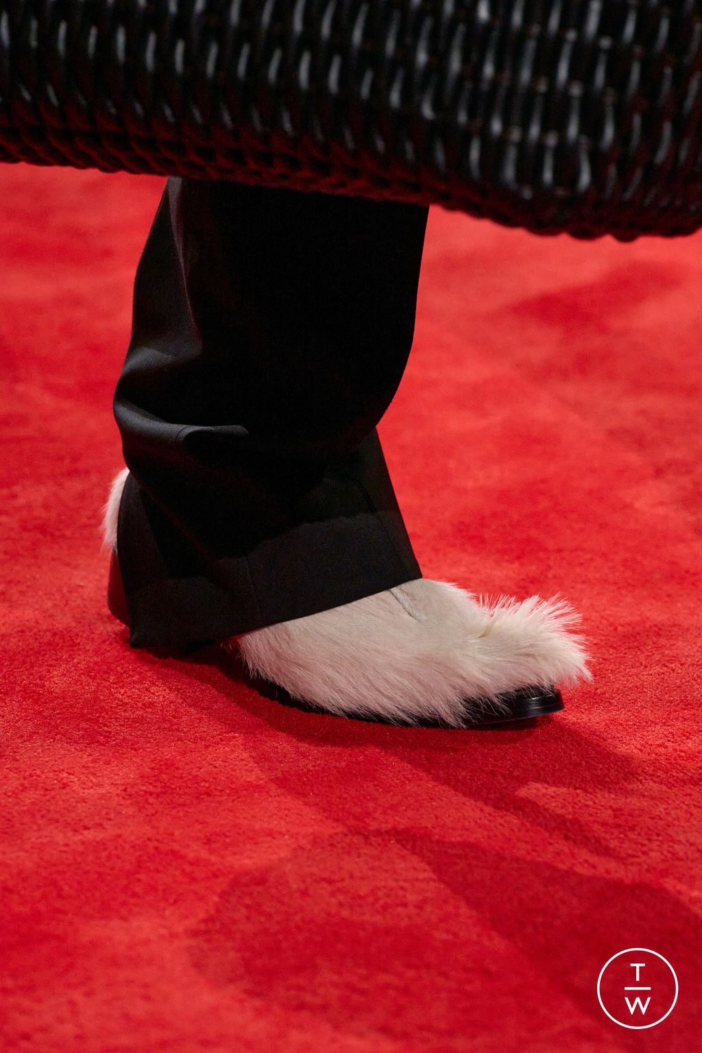 Fashion Week Milan Fall/Winter 2026 look 17 from the Bottega Veneta collection womenswear accessories