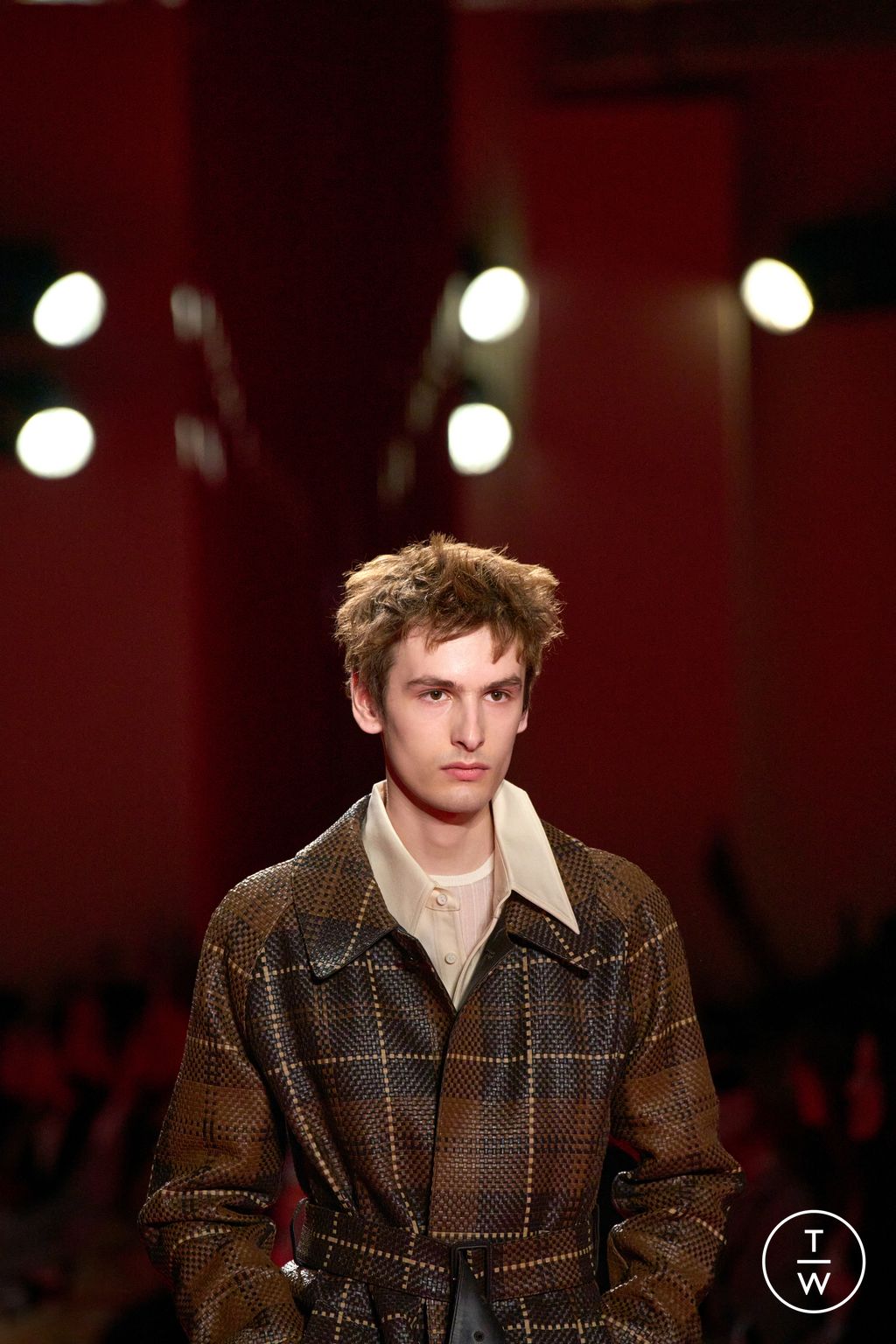 Fashion Week Milan Fall/Winter 2026 look 24 from the Bottega Veneta collection womenswear accessories