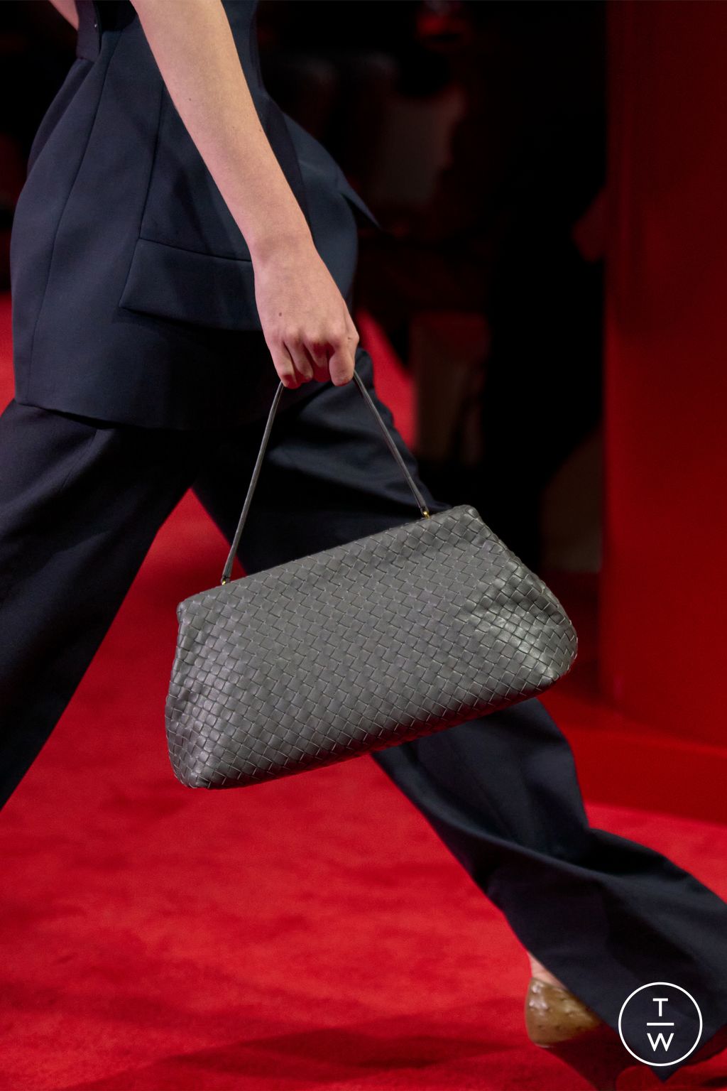 Fashion Week Milan Fall/Winter 2026 look 36 from the Bottega Veneta collection womenswear accessories