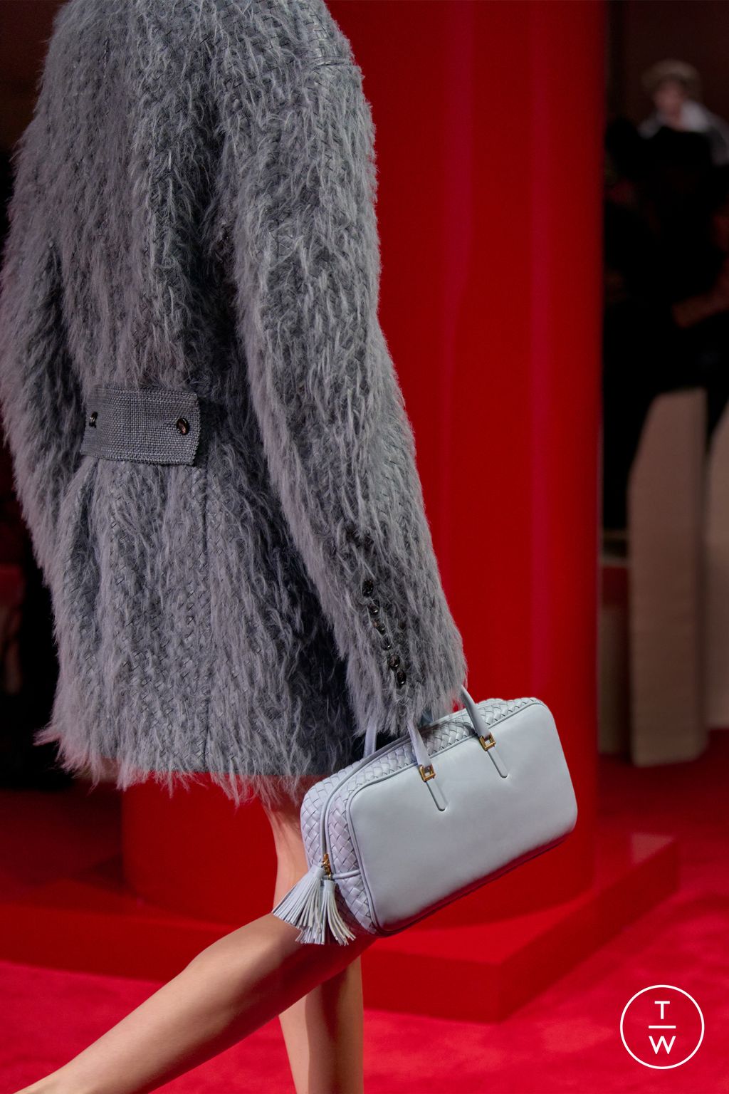 Fashion Week Milan Fall/Winter 2026 look 42 from the Bottega Veneta collection 女装配饰