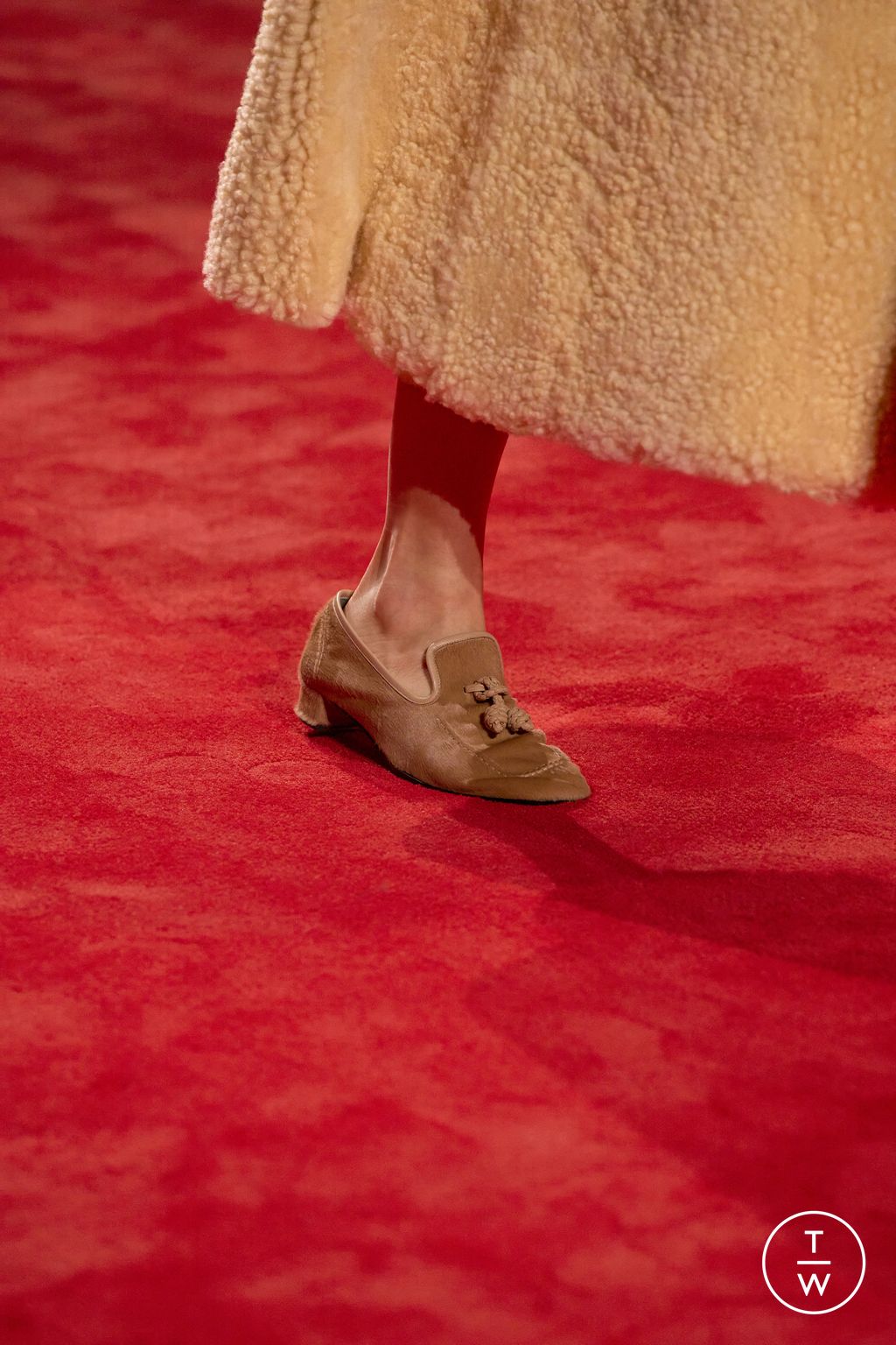 Fashion Week Milan Fall/Winter 2026 look 77 de la collection Bottega Veneta womenswear accessories