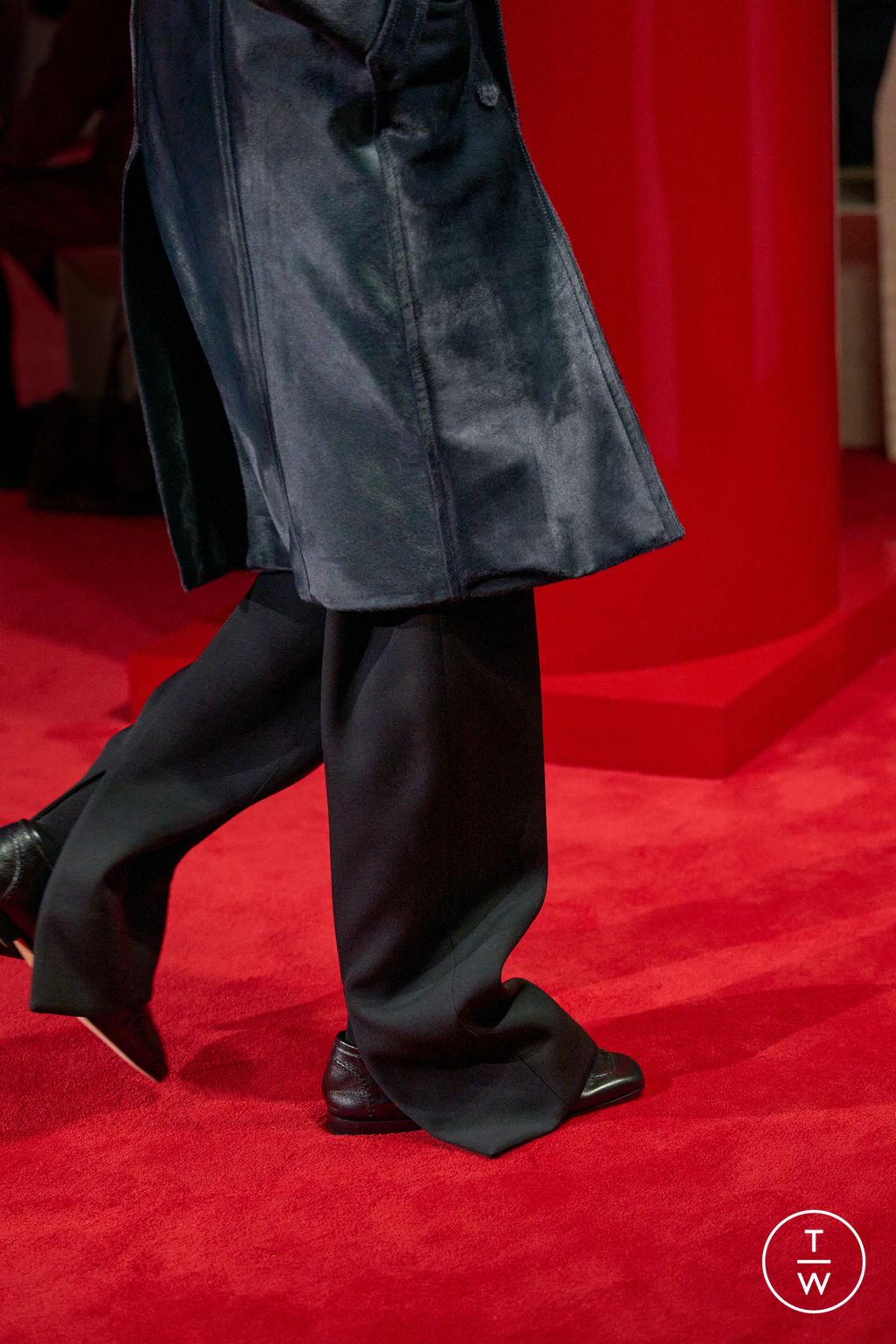 Fashion Week Milan Fall/Winter 2026 look 86 from the Bottega Veneta collection womenswear accessories