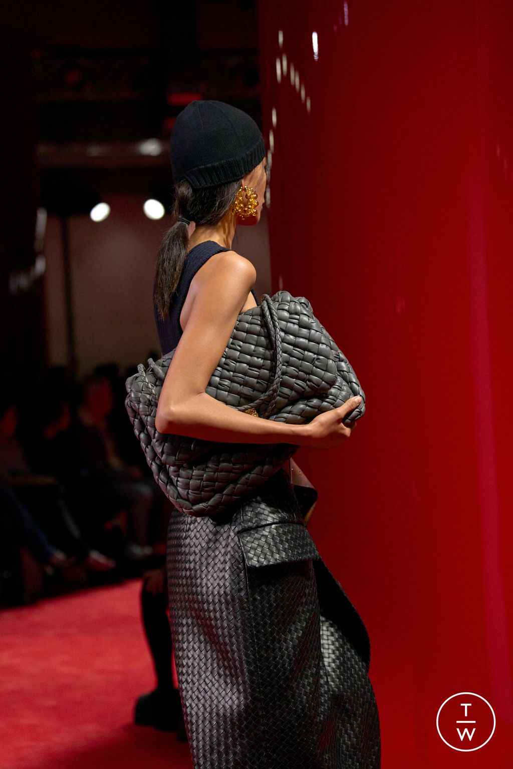Fashion Week Milan Fall/Winter 2026 look 88 from the Bottega Veneta collection womenswear accessories
