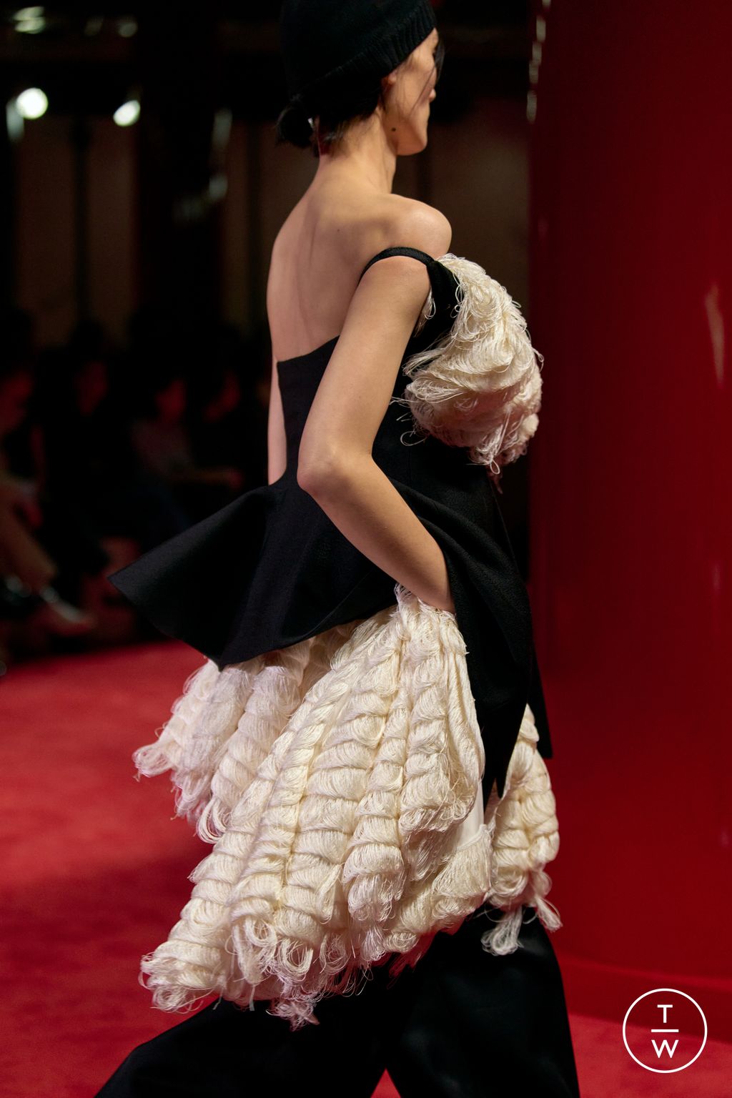 Fashion Week Milan Fall/Winter 2026 look 118 from the Bottega Veneta collection womenswear accessories