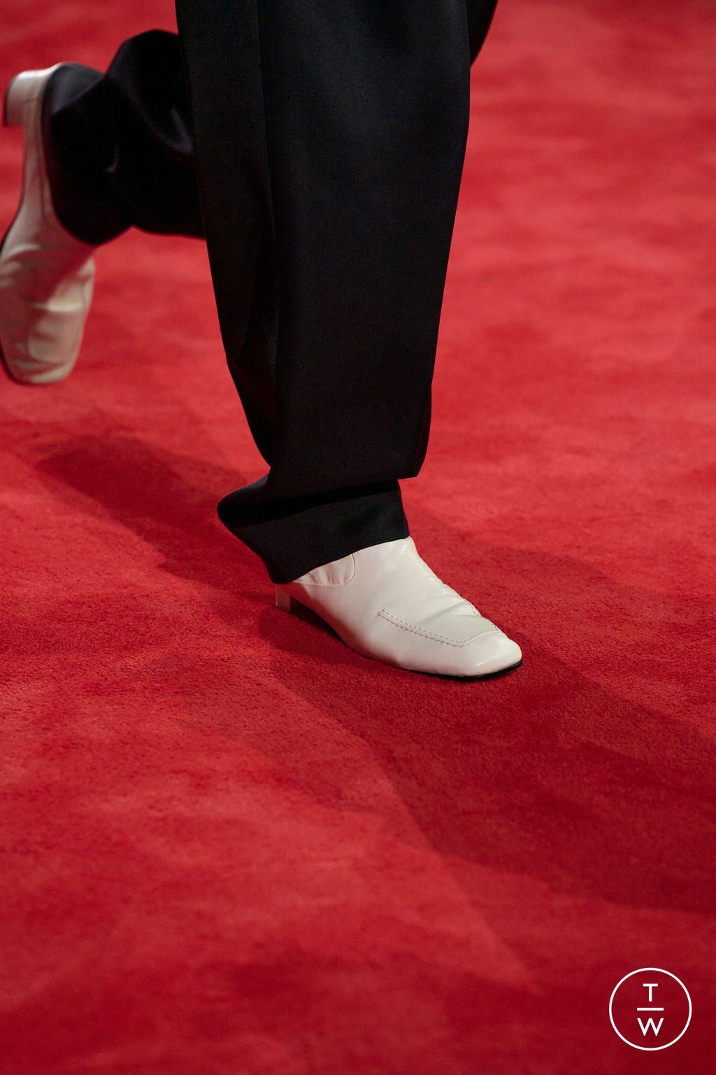 Fashion Week Milan Fall/Winter 2026 look 119 from the Bottega Veneta collection womenswear accessories