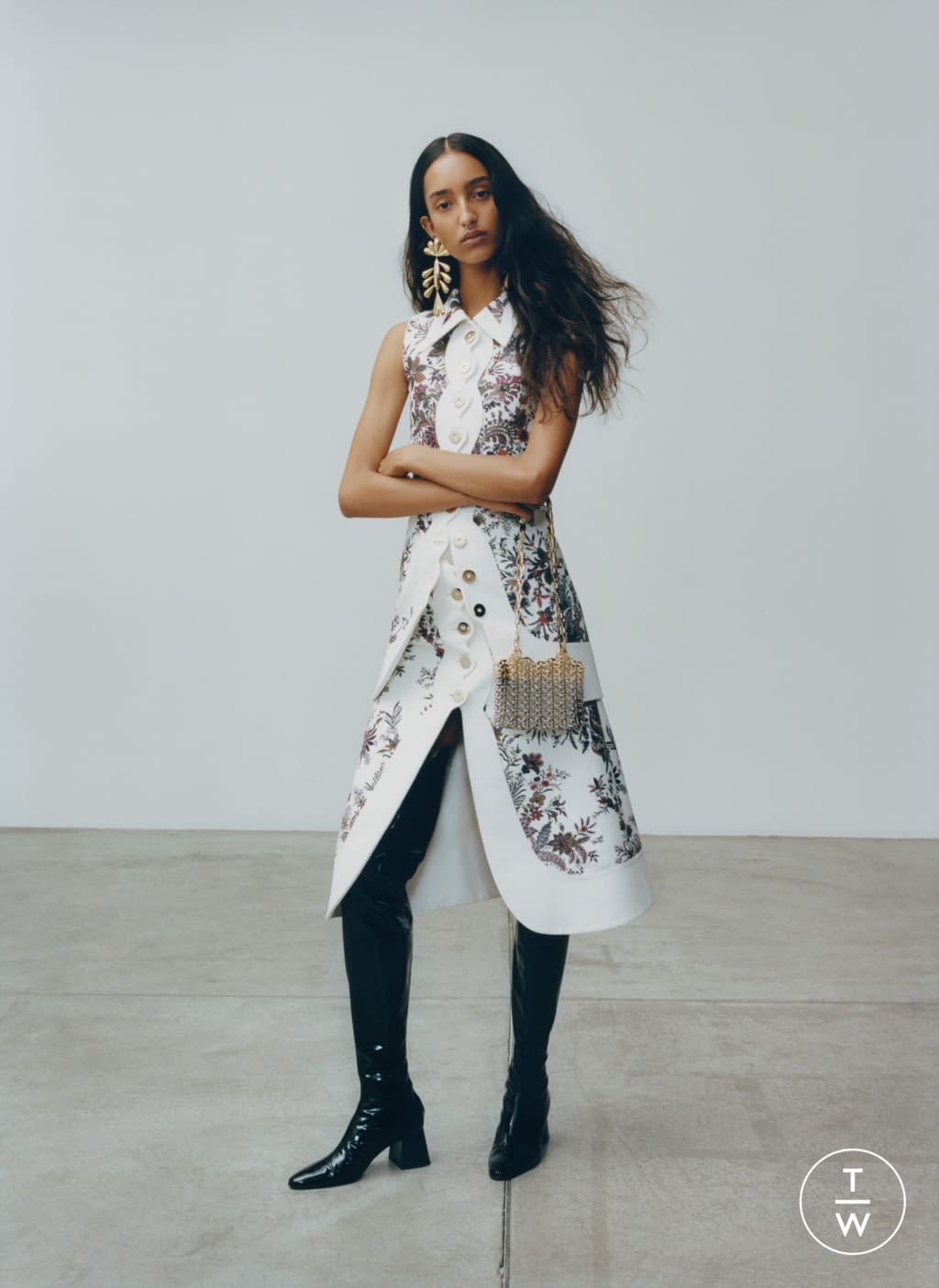 Fashion Week Paris Pre-Fall 2020 look 16 from the Rabanne collection womenswear