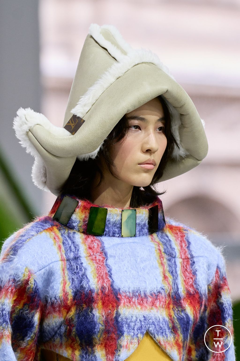 Fashion Week Paris Fall/Winter 2026 look 51 from the Louis Vuitton collection womenswear accessories