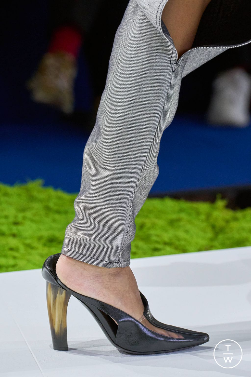 Fashion Week Paris Fall/Winter 2026 look 68 from the Louis Vuitton collection womenswear accessories