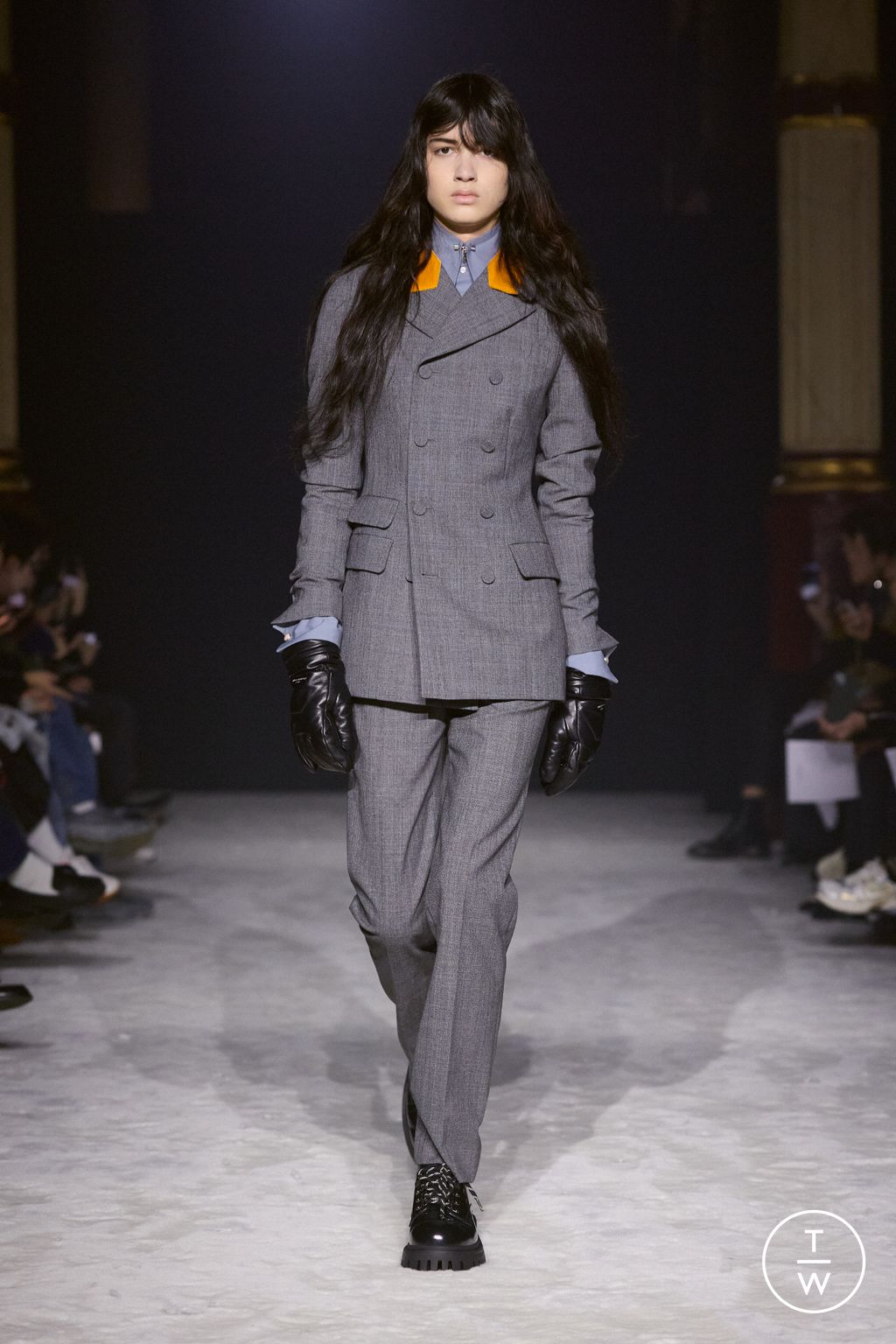 Fashion Week Paris Fall/Winter 2026 look 21 from the Wooyoungmi collection 男装