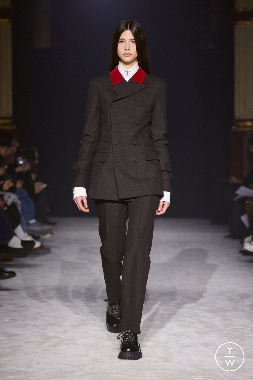 Fashion Week Paris Fall/Winter 2026 look 42 from the Wooyoungmi collection menswear