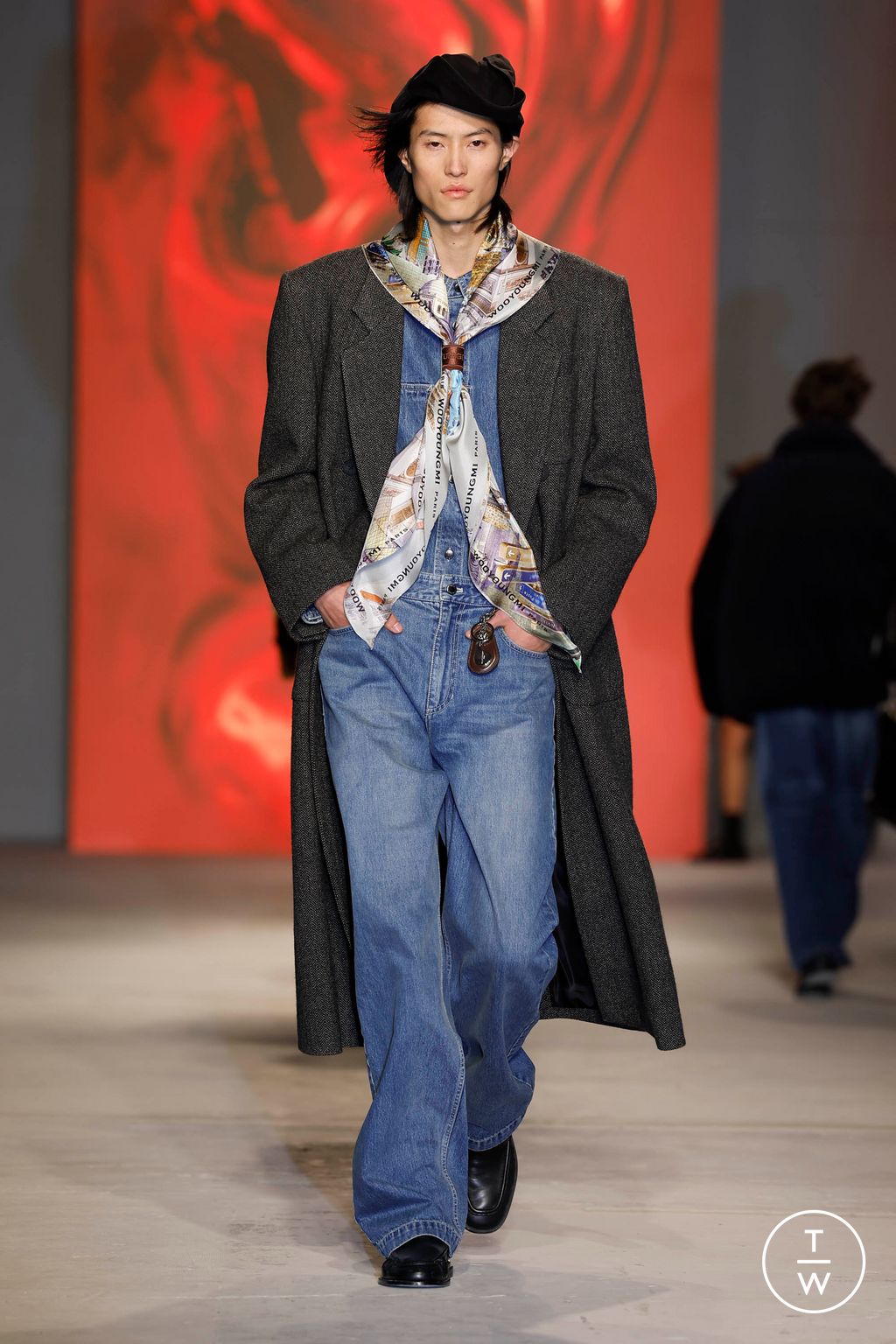 Fashion Week Paris Fall/Winter 2024 look 5 from the Wooyoungmi collection 男装