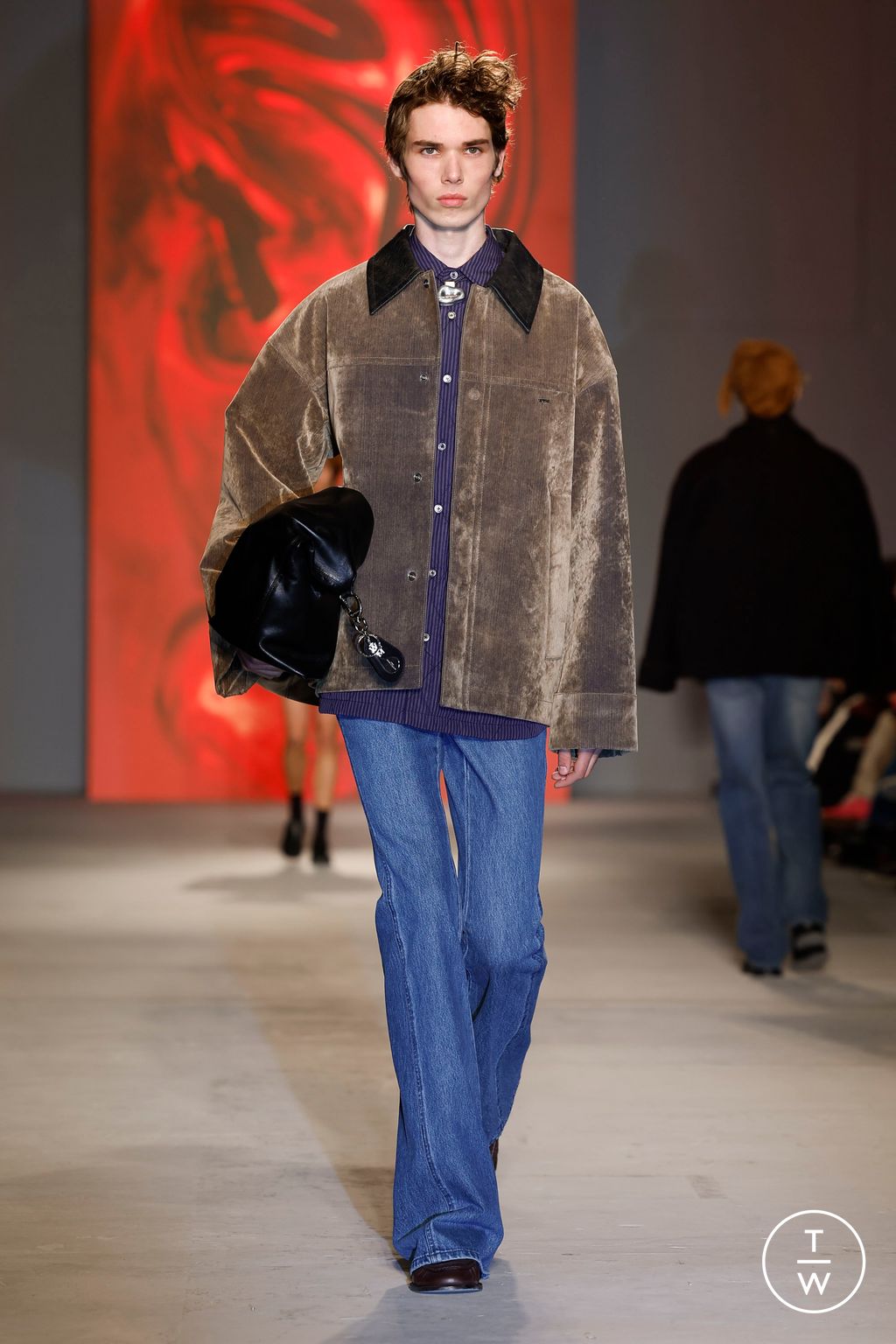 Fashion Week Paris Fall/Winter 2024 look 6 from the Wooyoungmi collection 男装