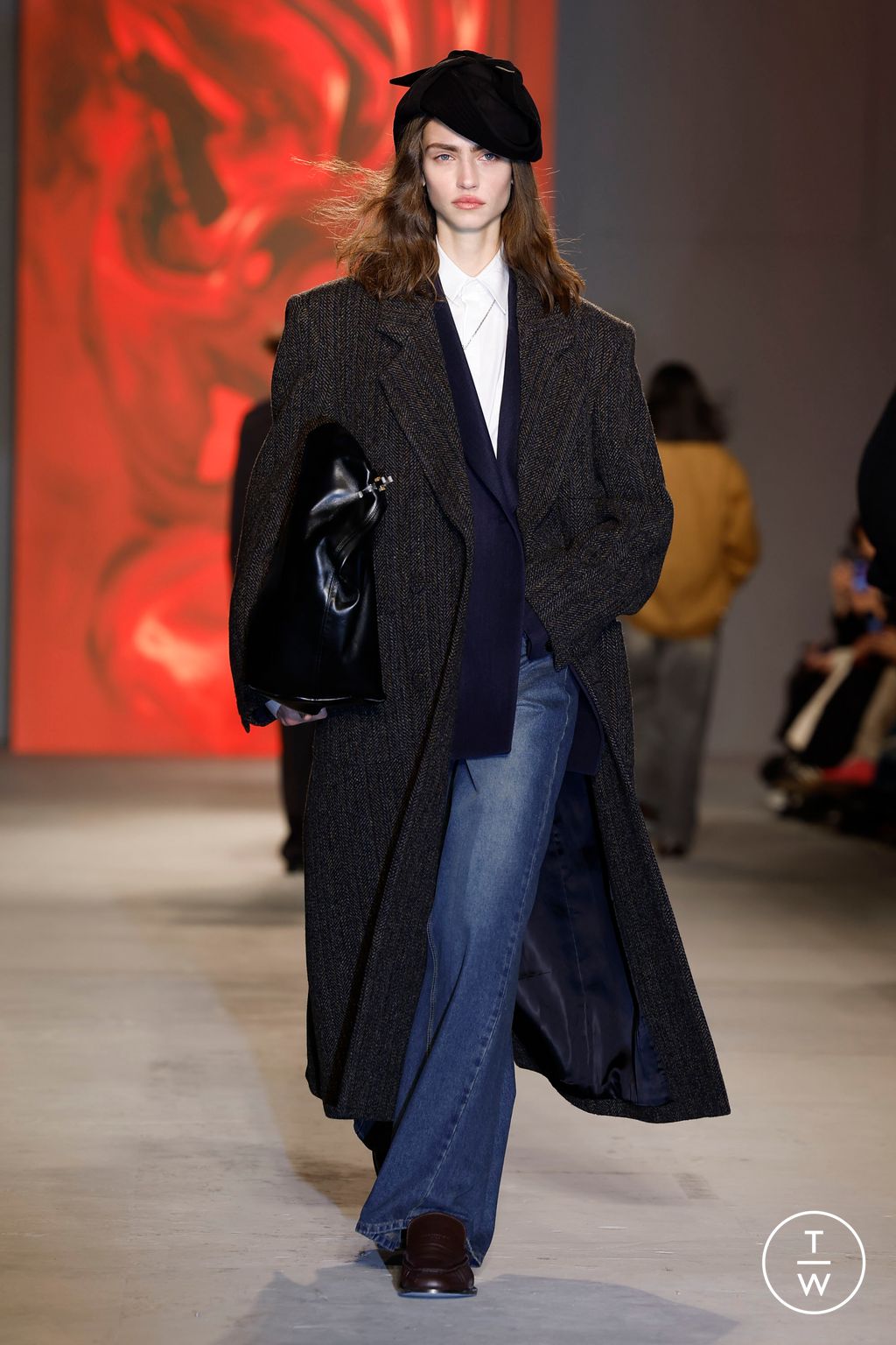 Fashion Week Paris Fall/Winter 2024 look 12 de la collection Wooyoungmi menswear
