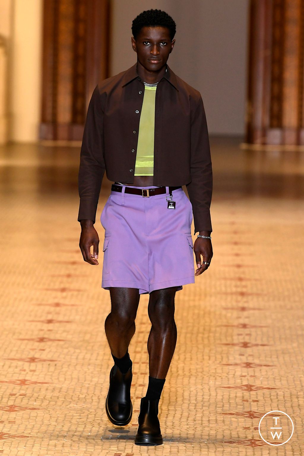 Fashion Week Paris Spring/Summer 2023 look 28 from the Wooyoungmi collection 男装
