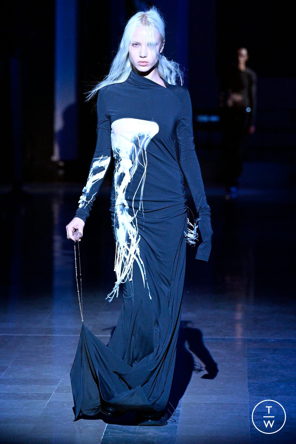 Fashion Week Paris Spring/Summer 2024 look 40 de la collection Wooyoungmi menswear