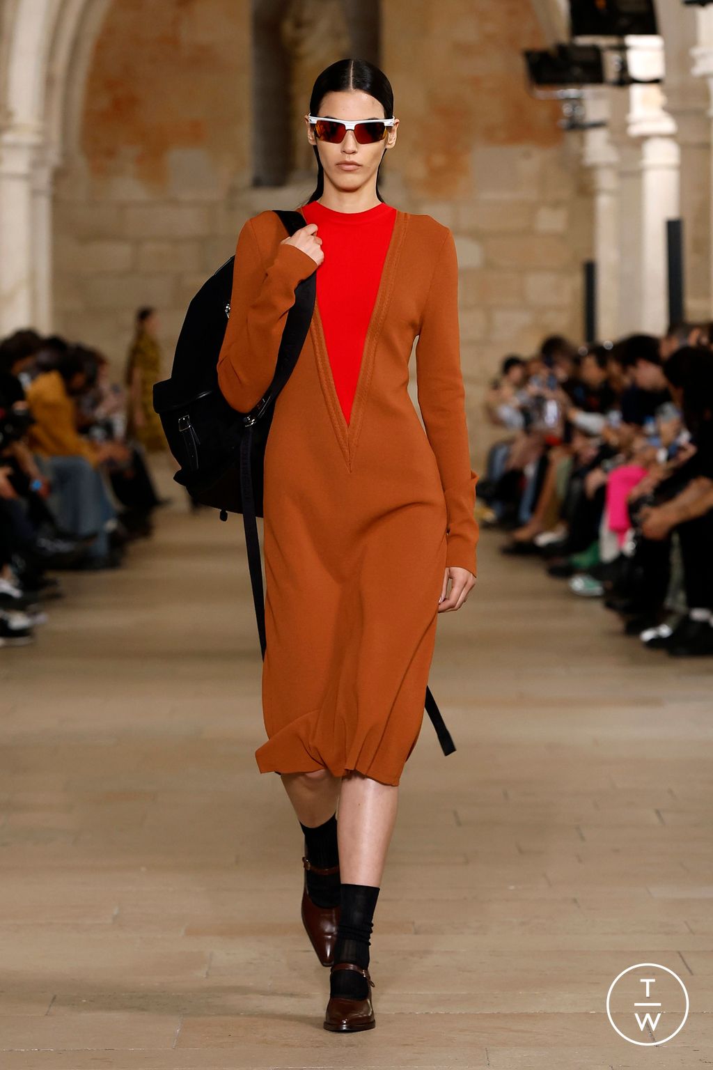 Fashion Week Paris Spring-Summer 2025 look 15 de la collection Wooyoungmi menswear