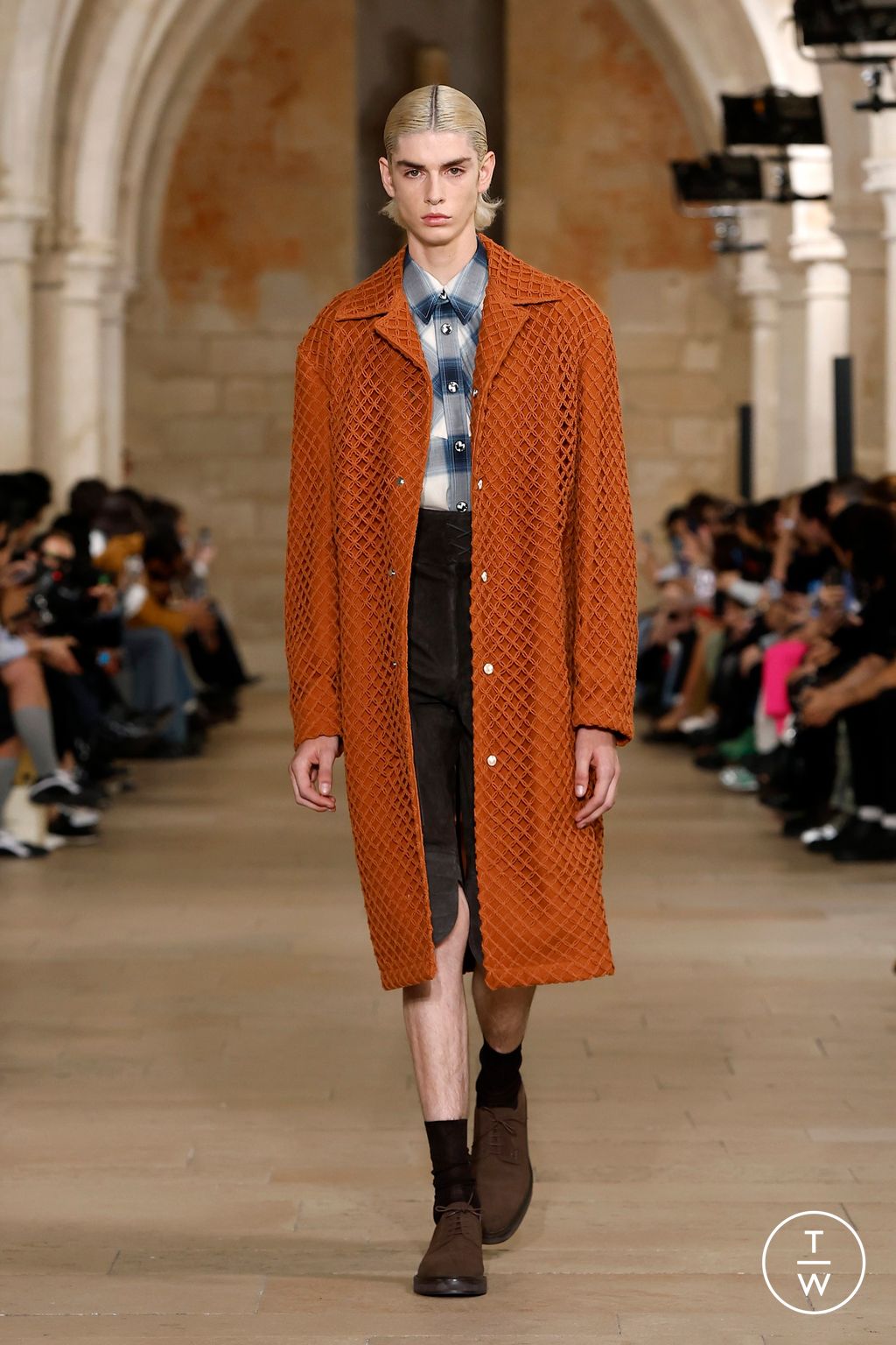 Fashion Week Paris Spring-Summer 2025 look 16 from the Wooyoungmi collection menswear