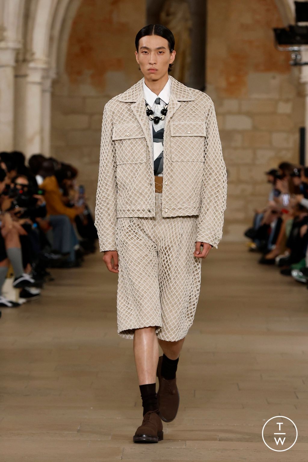 Fashion Week Paris Spring-Summer 2025 look 17 from the Wooyoungmi collection menswear