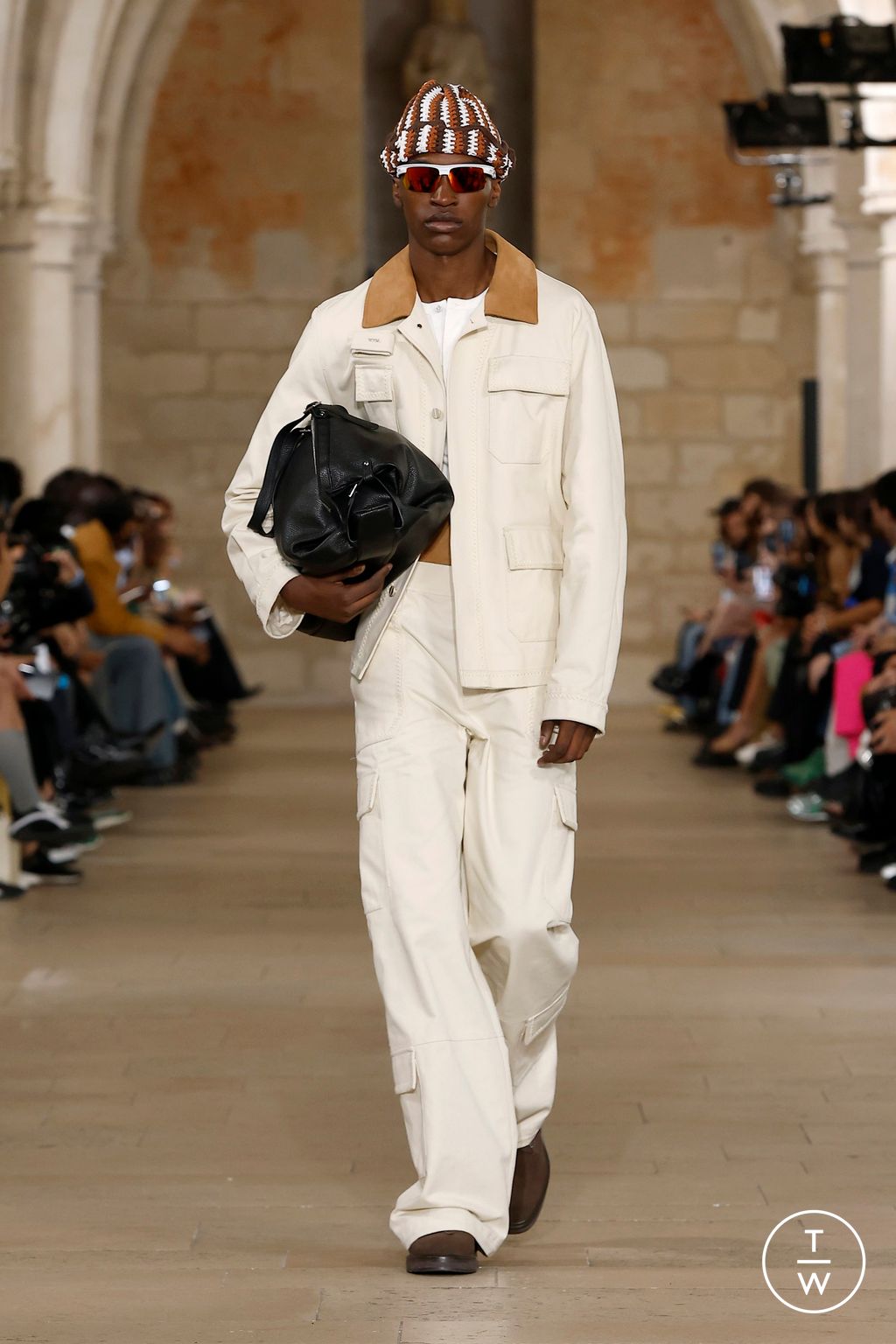 Fashion Week Paris Spring-Summer 2025 look 20 from the Wooyoungmi collection menswear