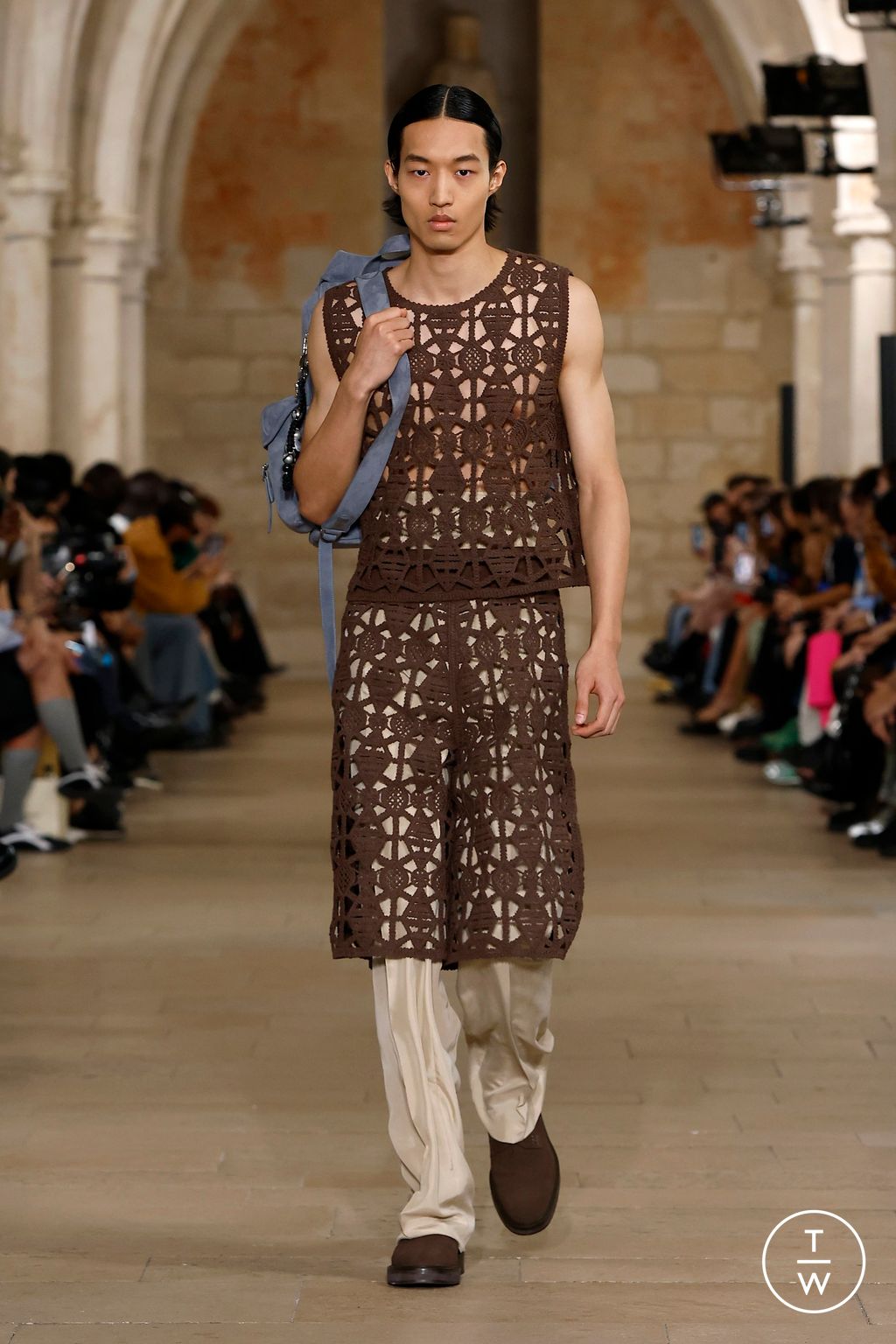 Fashion Week Paris Spring-Summer 2025 look 21 from the Wooyoungmi collection menswear