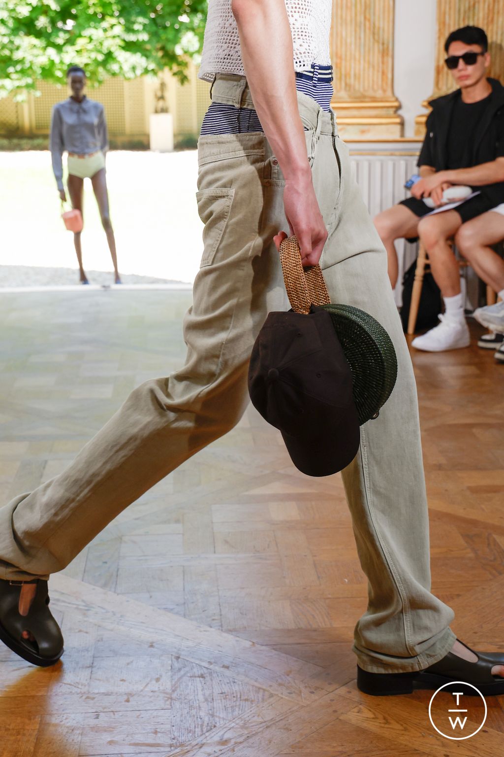 Fashion Week Paris Spring/Summer 2026 look 18 from the Wooyoungmi collection menswear accessories