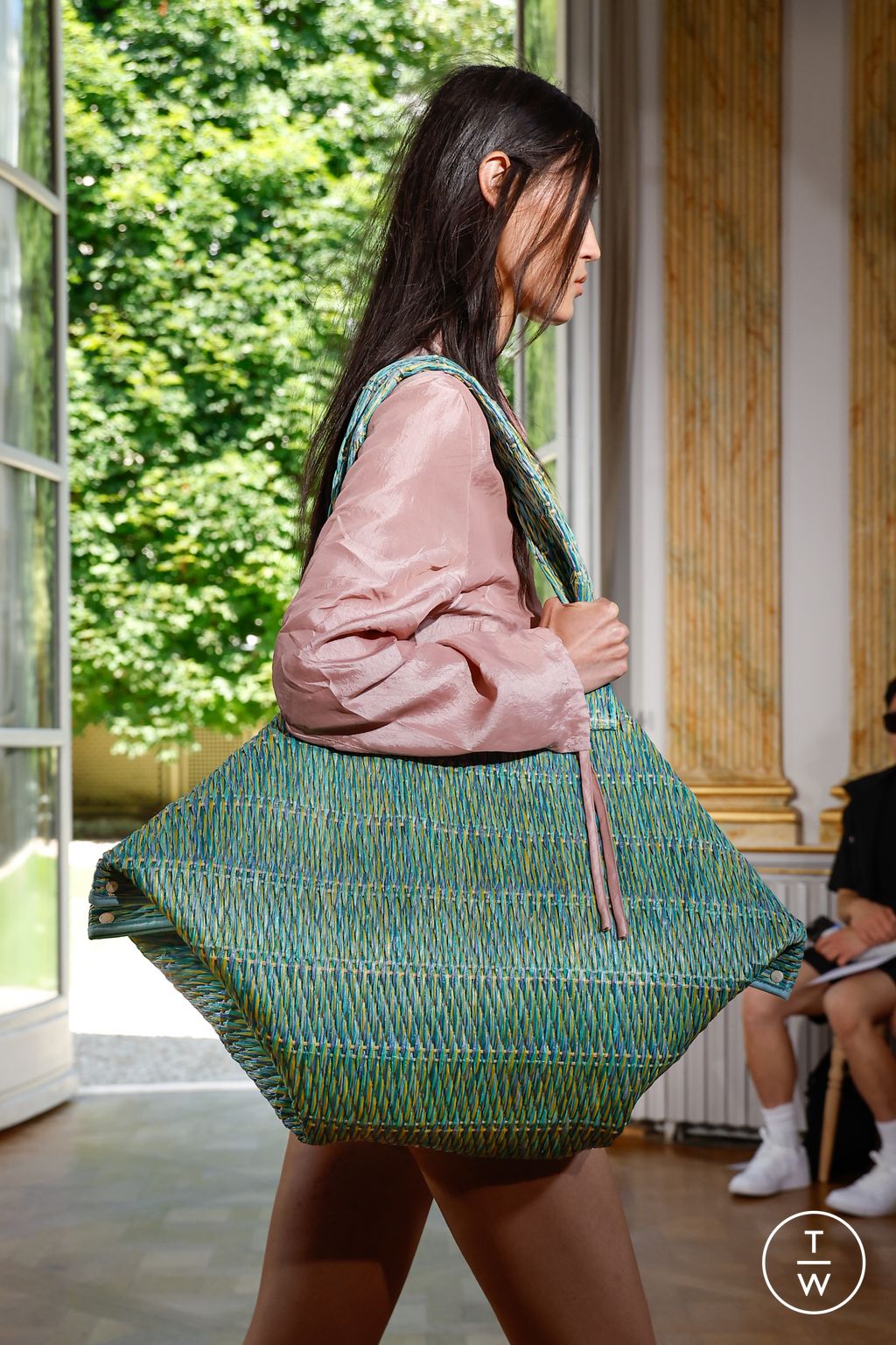 Fashion Week Paris Spring/Summer 2026 look 34 from the Wooyoungmi collection menswear accessories