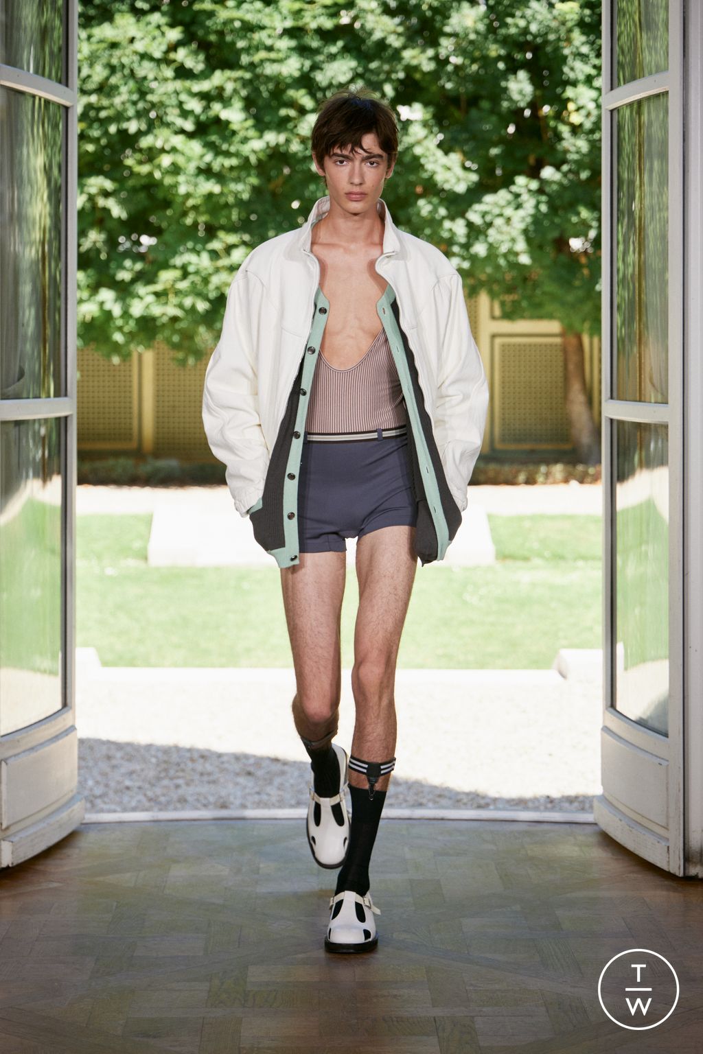 Fashion Week Paris Spring/Summer 2026 look 14 from the Wooyoungmi collection menswear