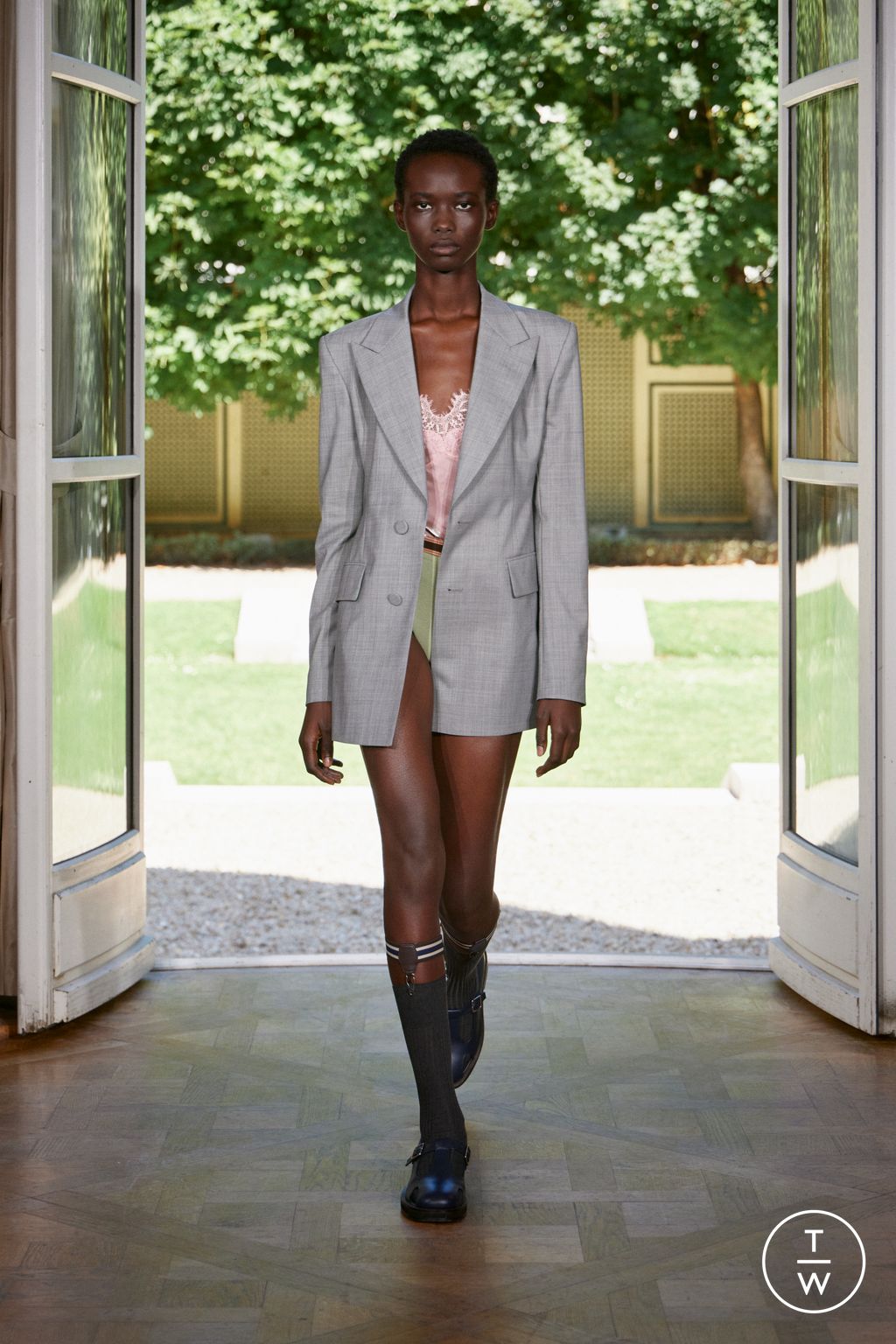 Fashion Week Paris Spring/Summer 2026 look 30 from the Wooyoungmi collection menswear