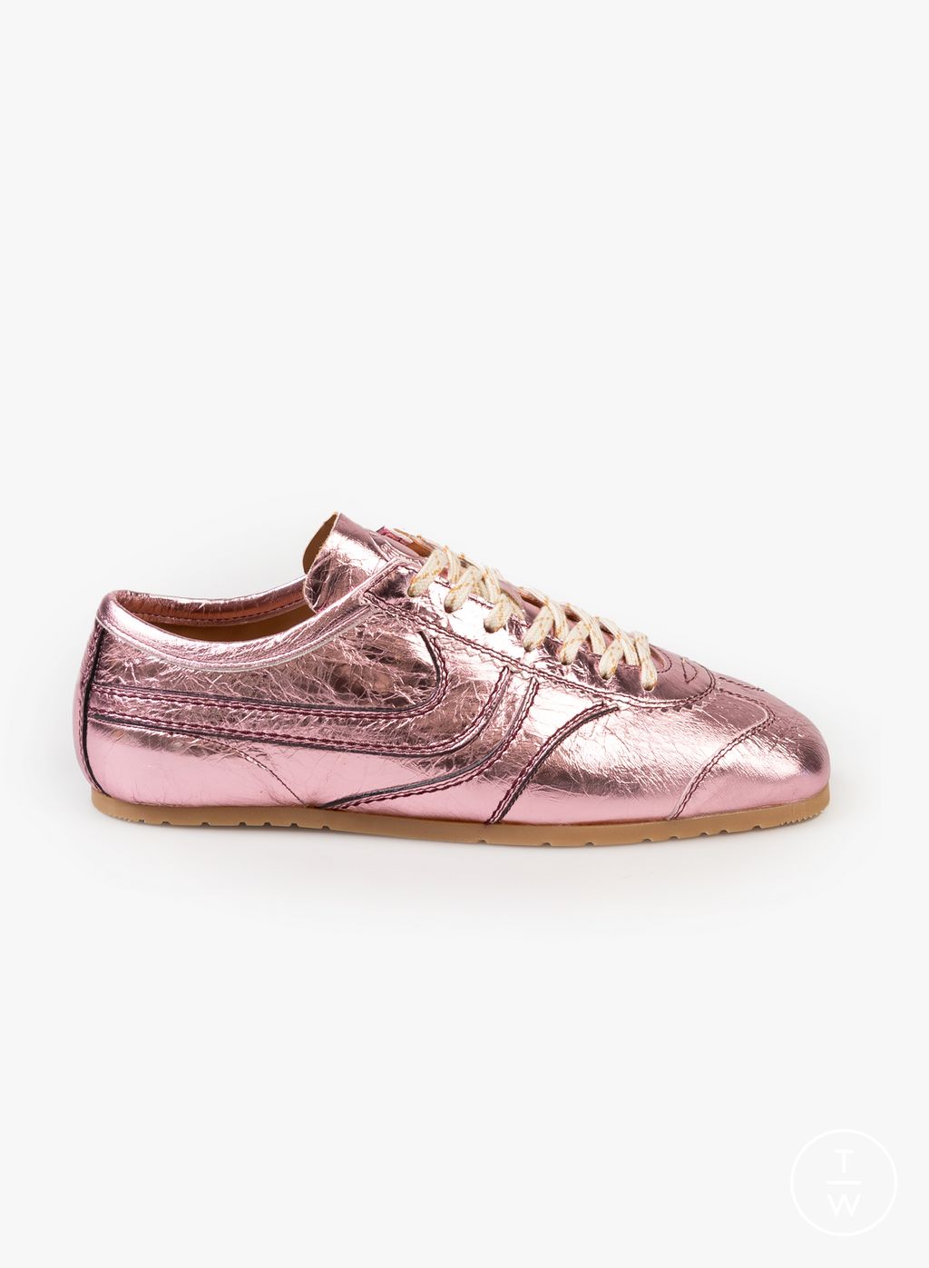 Fashion Week Paris Fall/Winter 2024 look 53 from the Dries Van Noten collection womenswear accessories