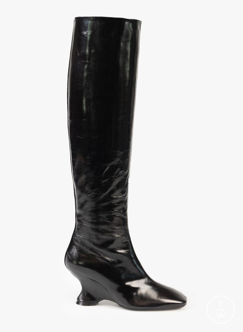 Fashion Week Paris Fall/Winter 2024 look 67 from the Dries Van Noten collection womenswear accessories