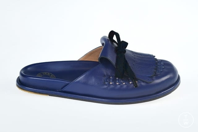 Fashion Week Paris Fall/Winter 2021 look 86 from the Dries Van Noten collection womenswear accessories