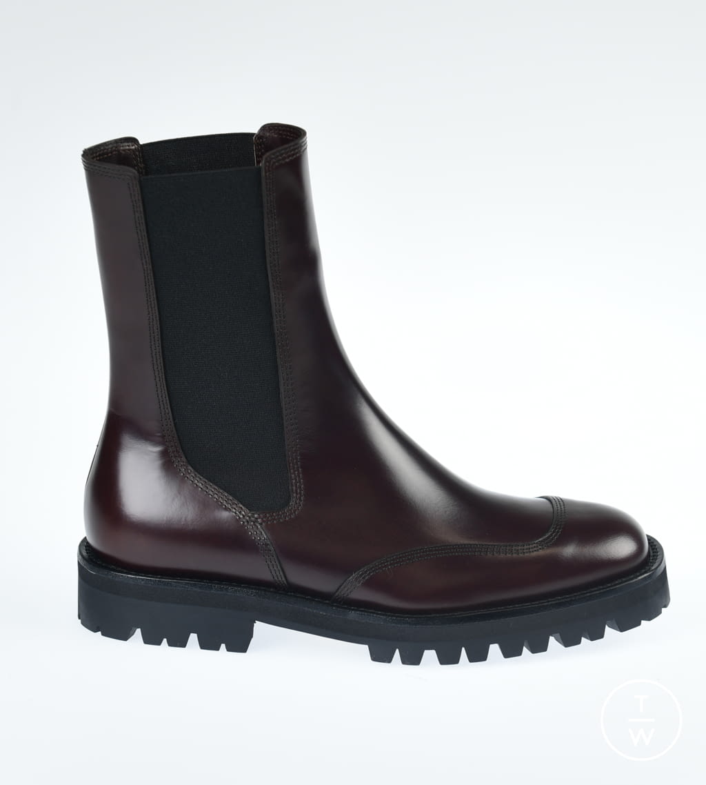 Fashion Week Paris Fall/Winter 2021 look 96 from the Dries Van Noten collection womenswear accessories