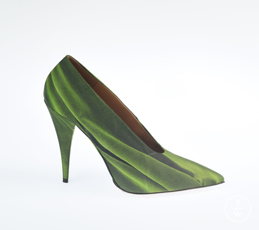 Fashion Week Paris Fall/Winter 2021 look 181 from the Dries Van Noten collection 女装配饰