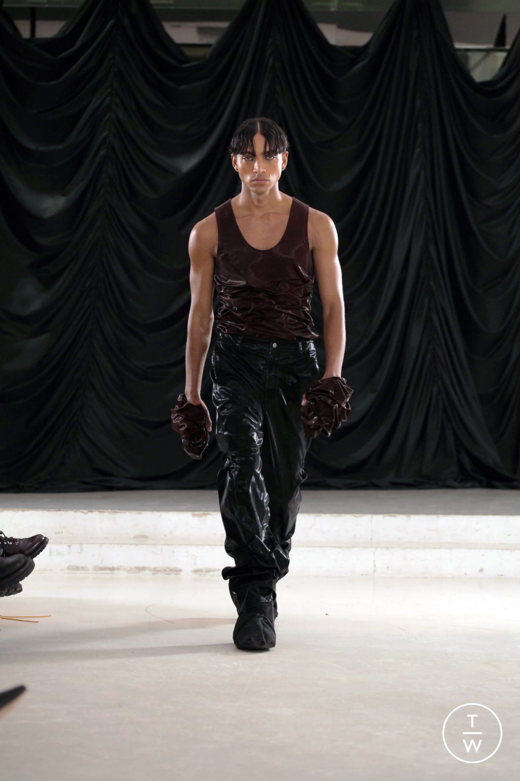 Fashion Week Paris Fall/Winter 2023 look 25 from the XIMONLEE collection 男装
