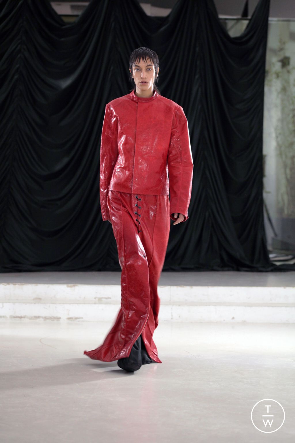 Fashion Week Paris Fall/Winter 2023 look 28 from the XIMONLEE collection menswear