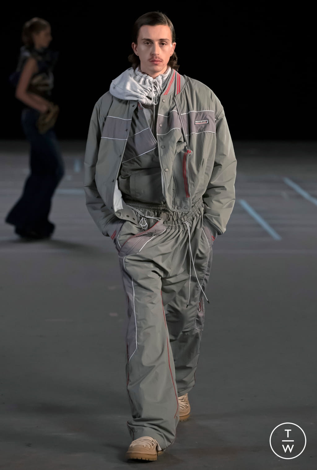 Fashion Week Paris Fall/Winter 2021 look 23 from the Y/PROJECT collection 男装