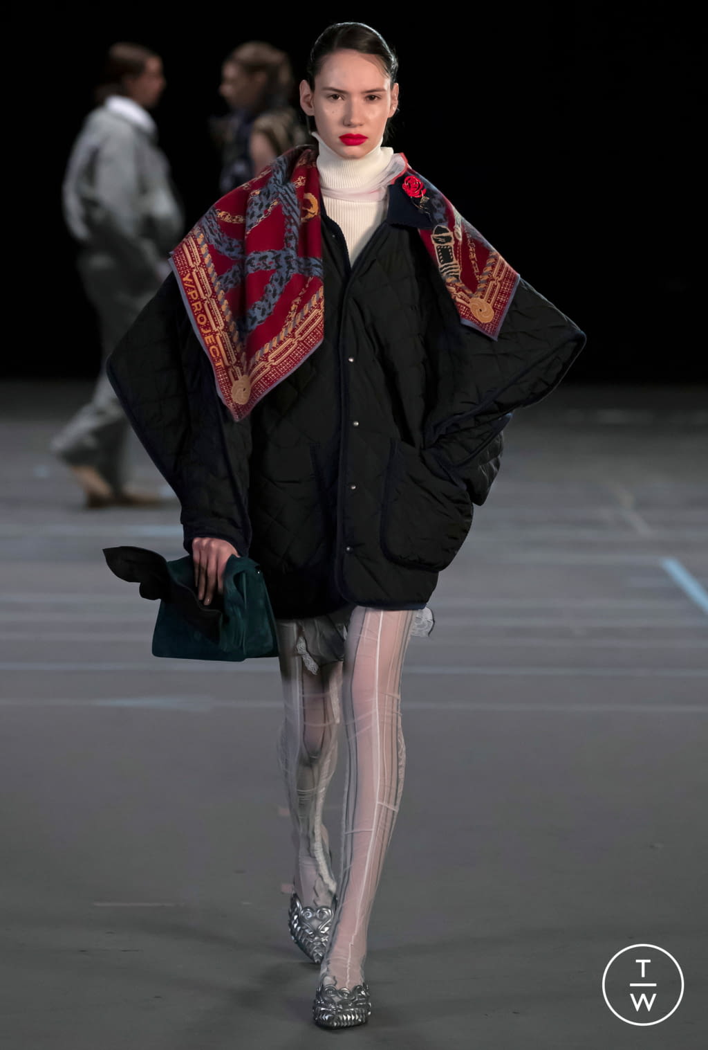 Fashion Week Paris Fall/Winter 2021 look 26 from the Y/PROJECT collection 男装