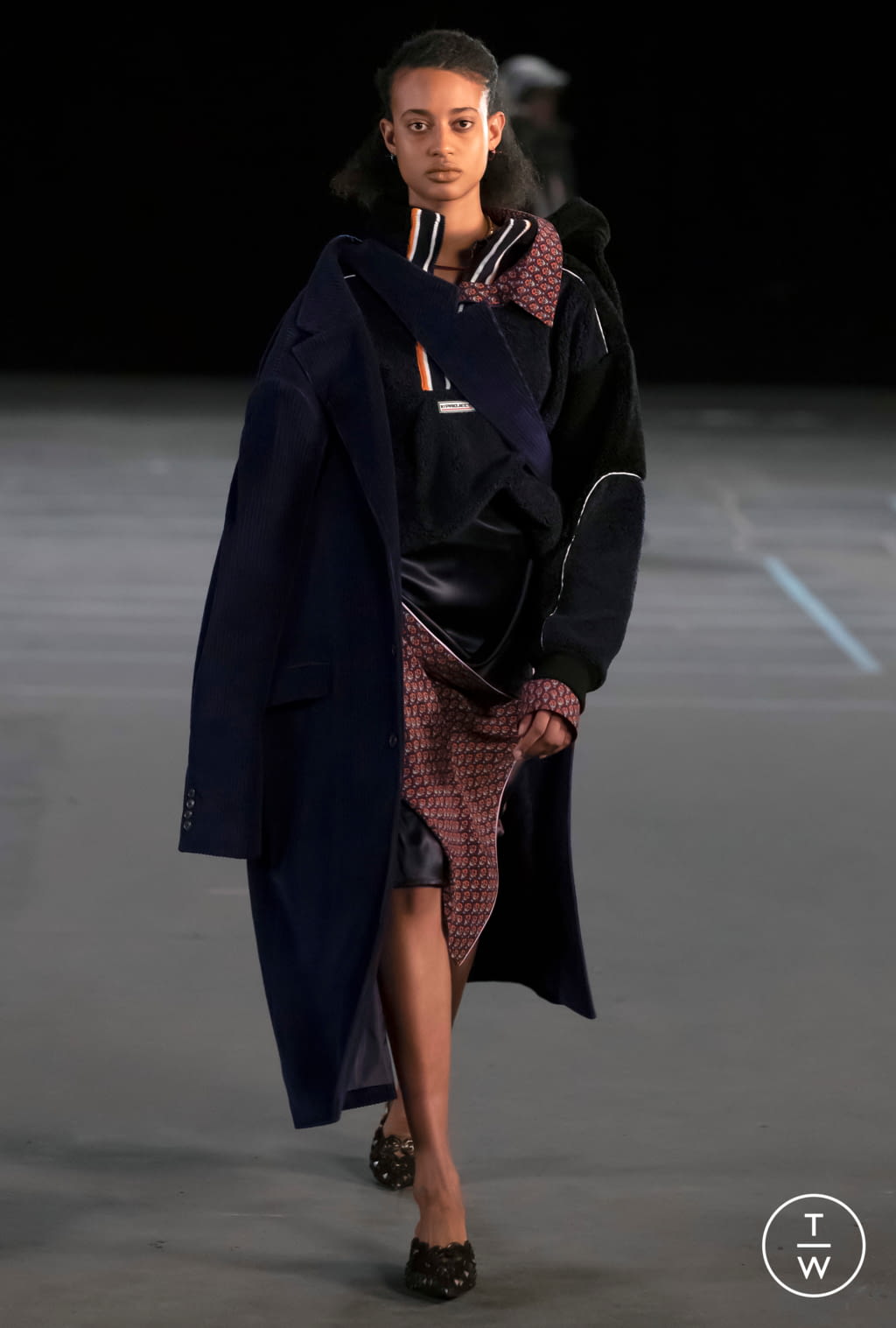 Fashion Week Paris Fall/Winter 2021 look 50 from the Y/PROJECT collection 男装