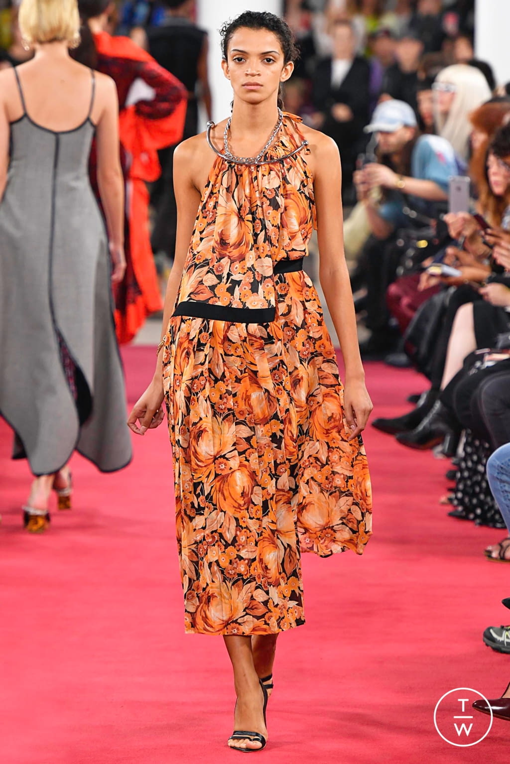 Fashion Week Paris Spring/Summer 2019 look 25 from the Y/PROJECT collection womenswear
