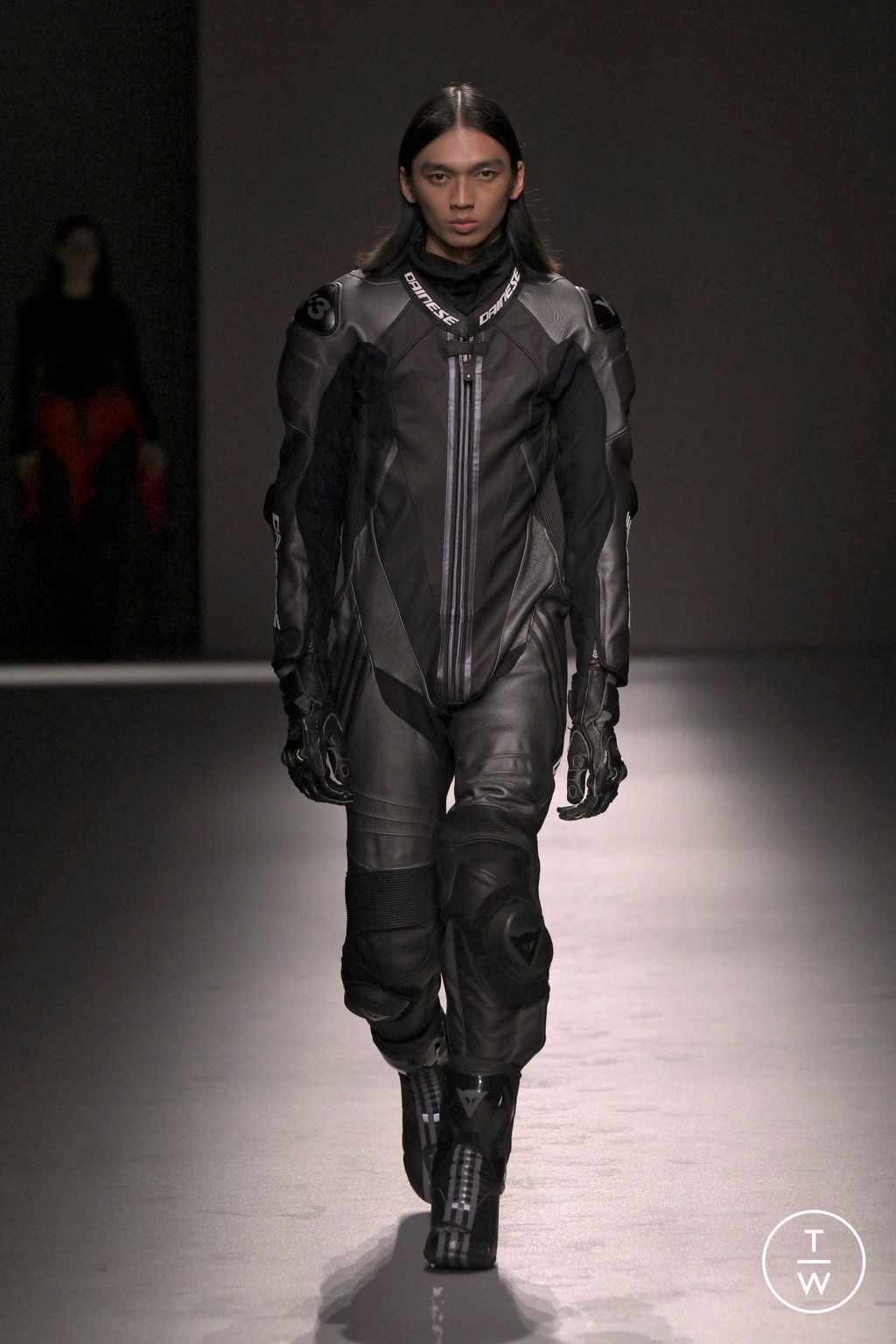 Fashion Week Paris Fall/Winter 2025 look 19 from the Y-3 collection menswear
