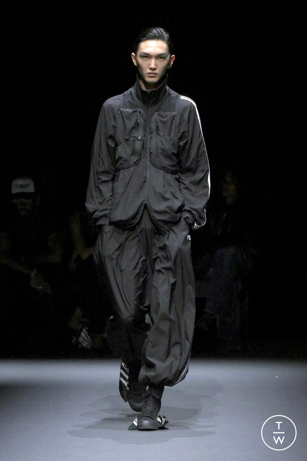 Fashion Week Paris Spring/Summer 2025 look 4 from the Y-3 collection menswear